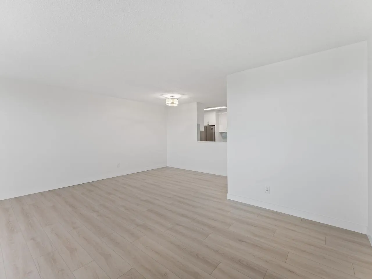 1107 7100 Gilbert Road