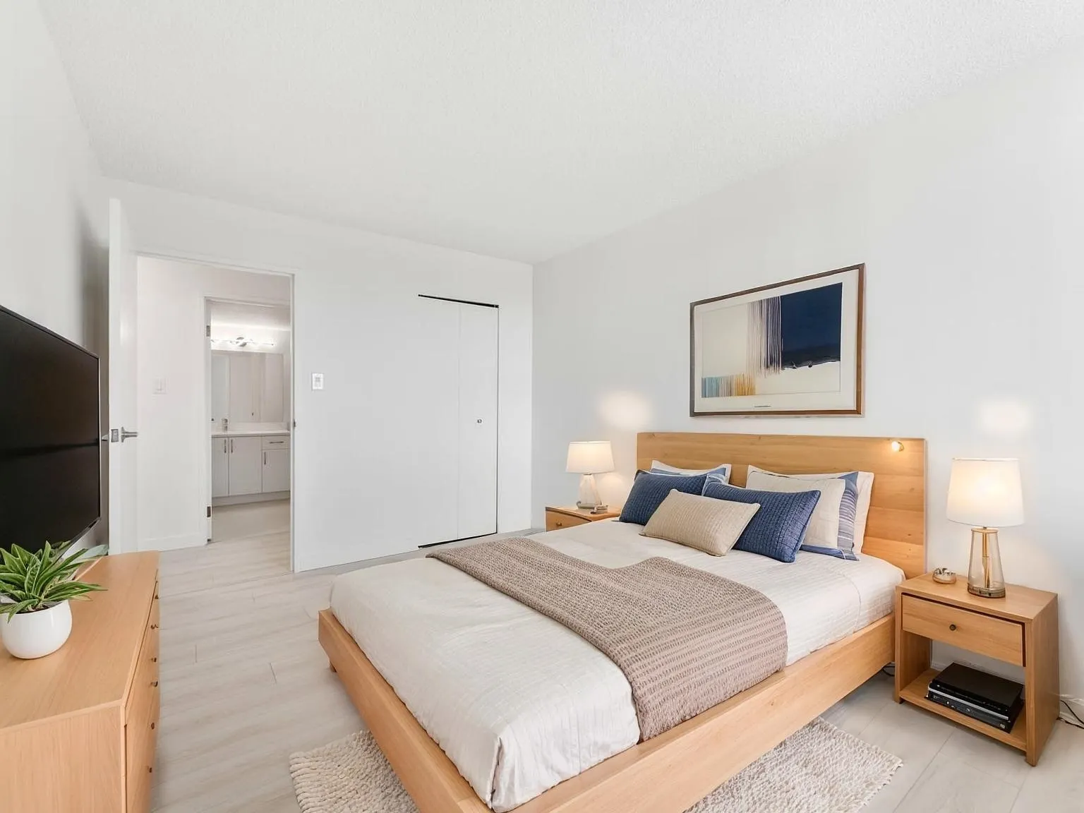 1107 7100 Gilbert Road