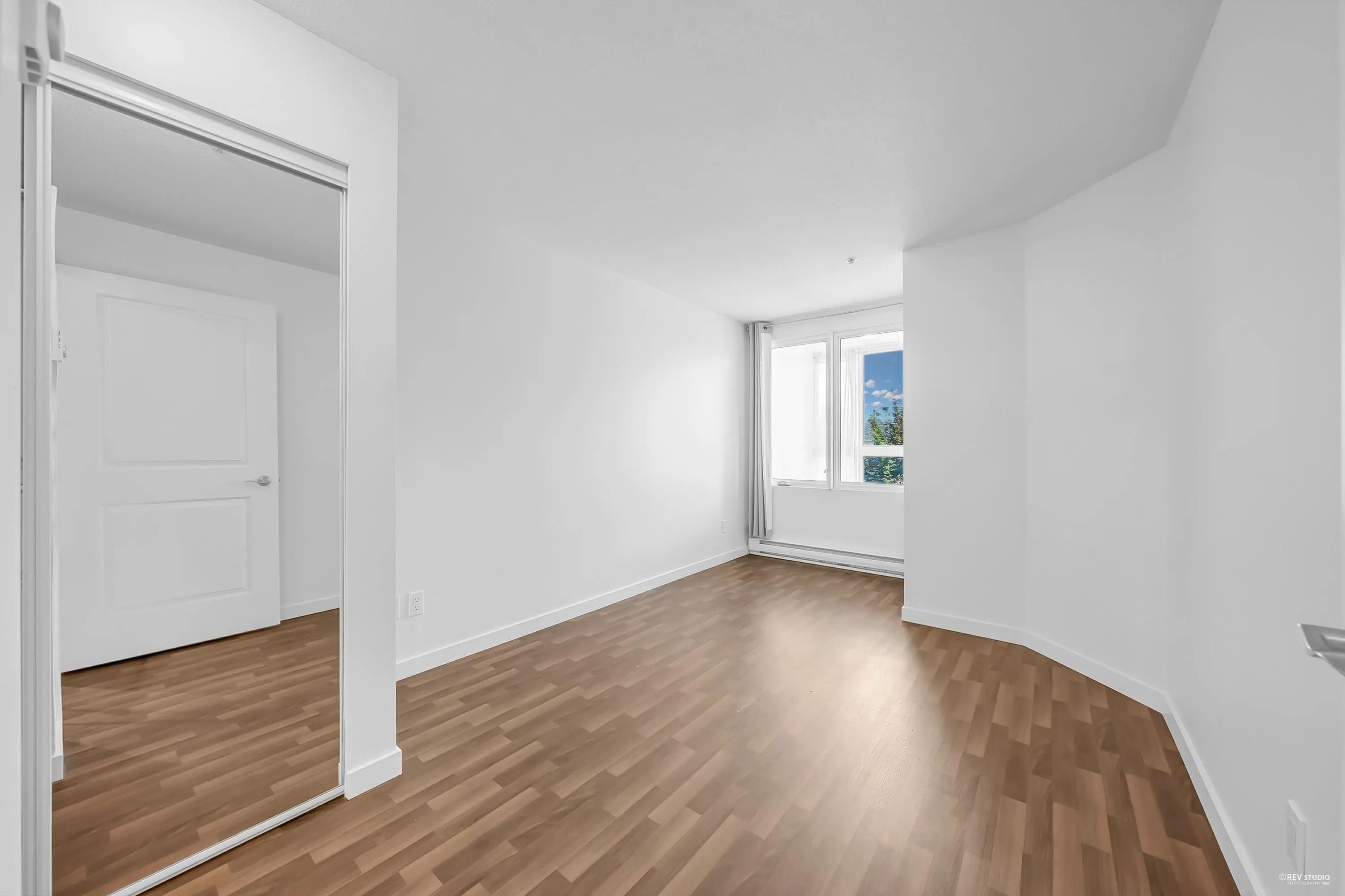 309 2636 E Hastings Street