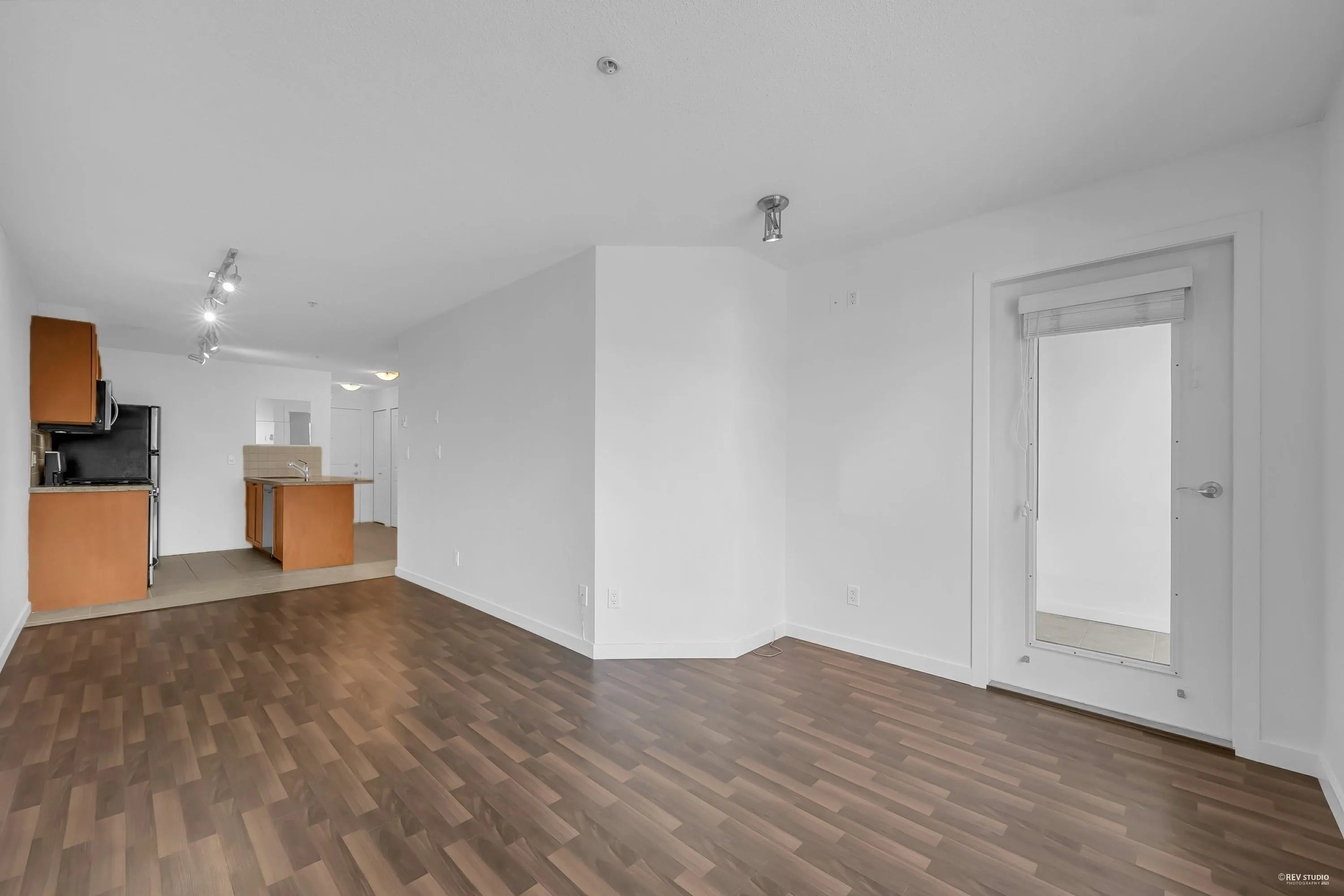 309 2636 E Hastings Street