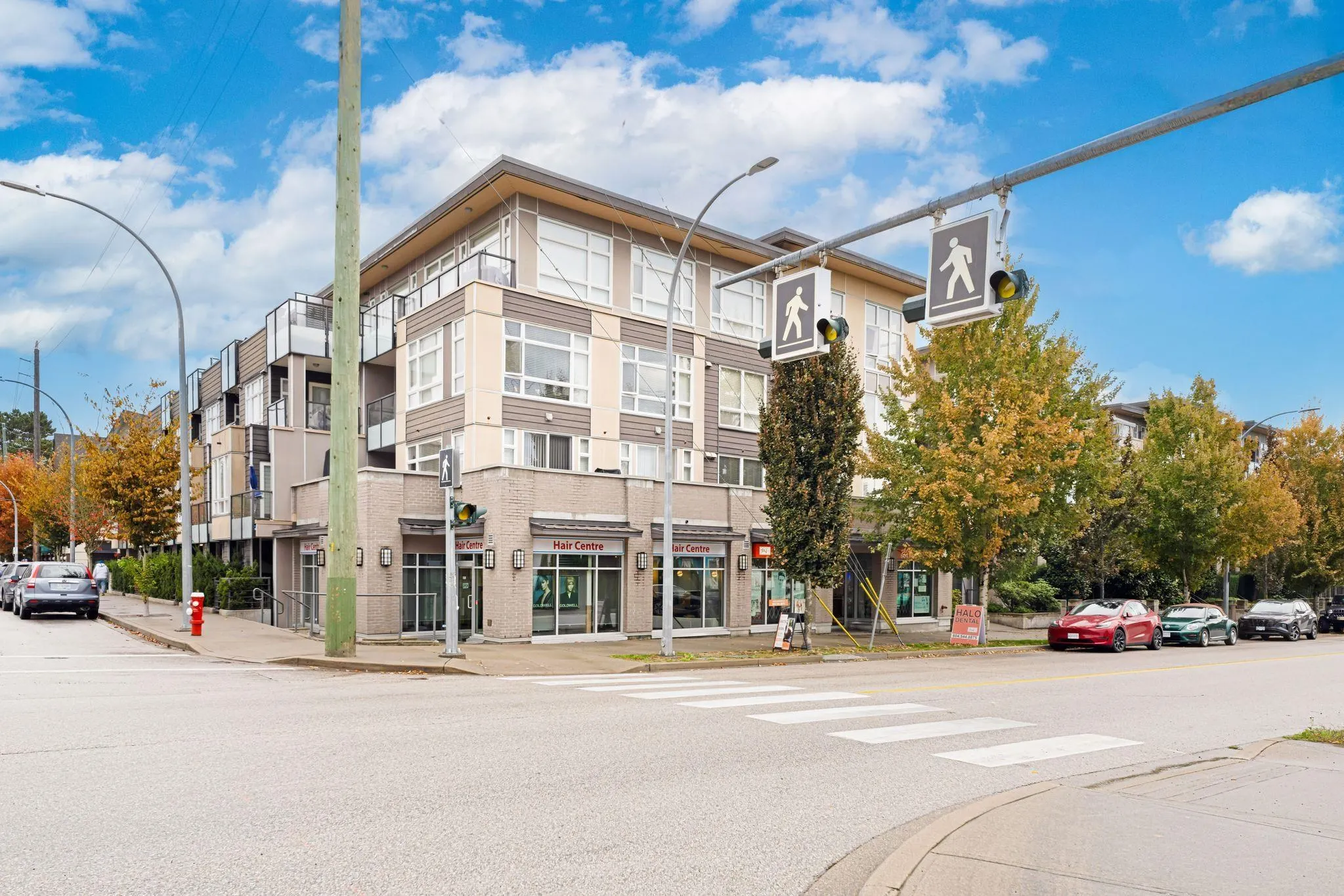 213 85 Eighth Avenue