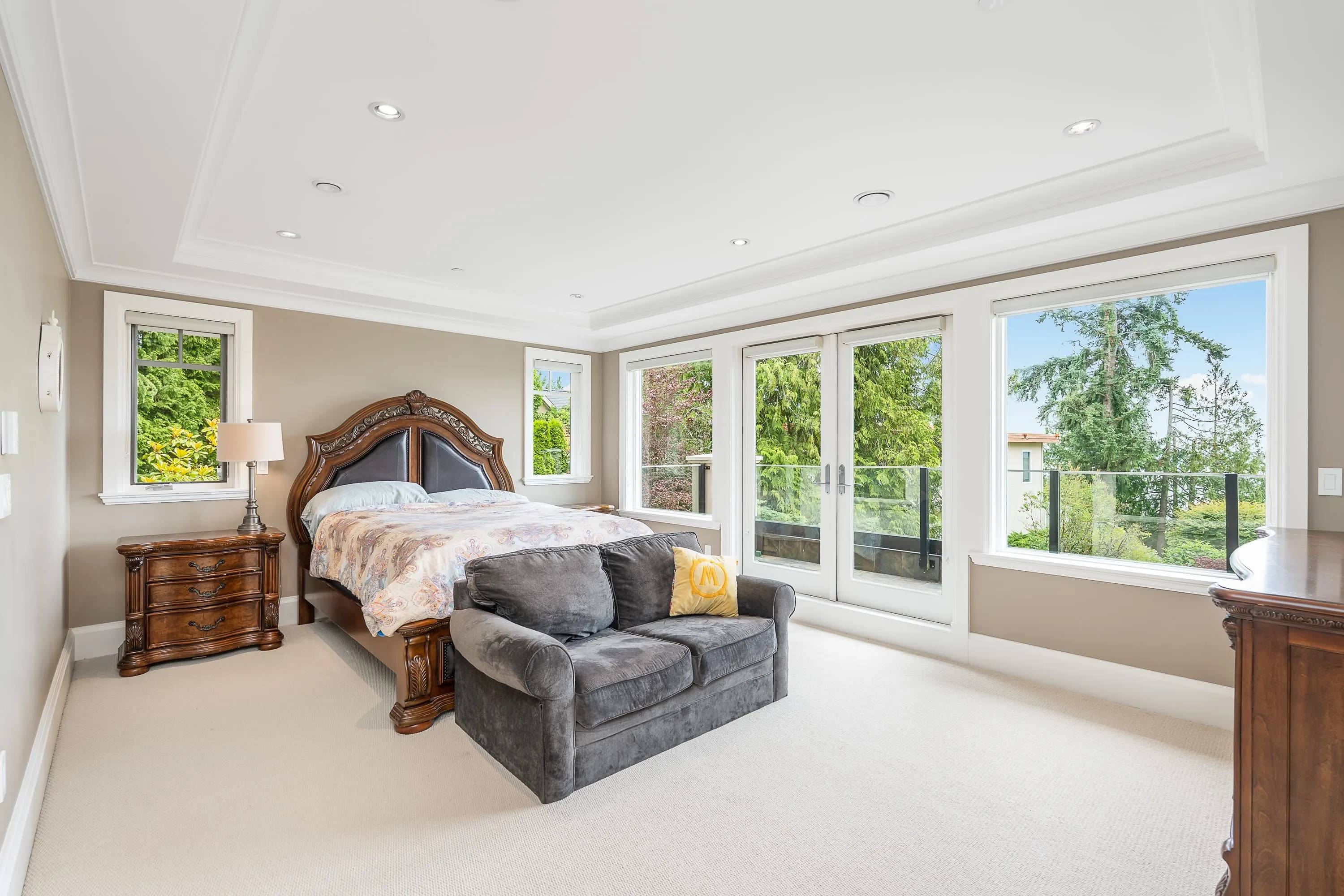 3918 Southridge Avenue