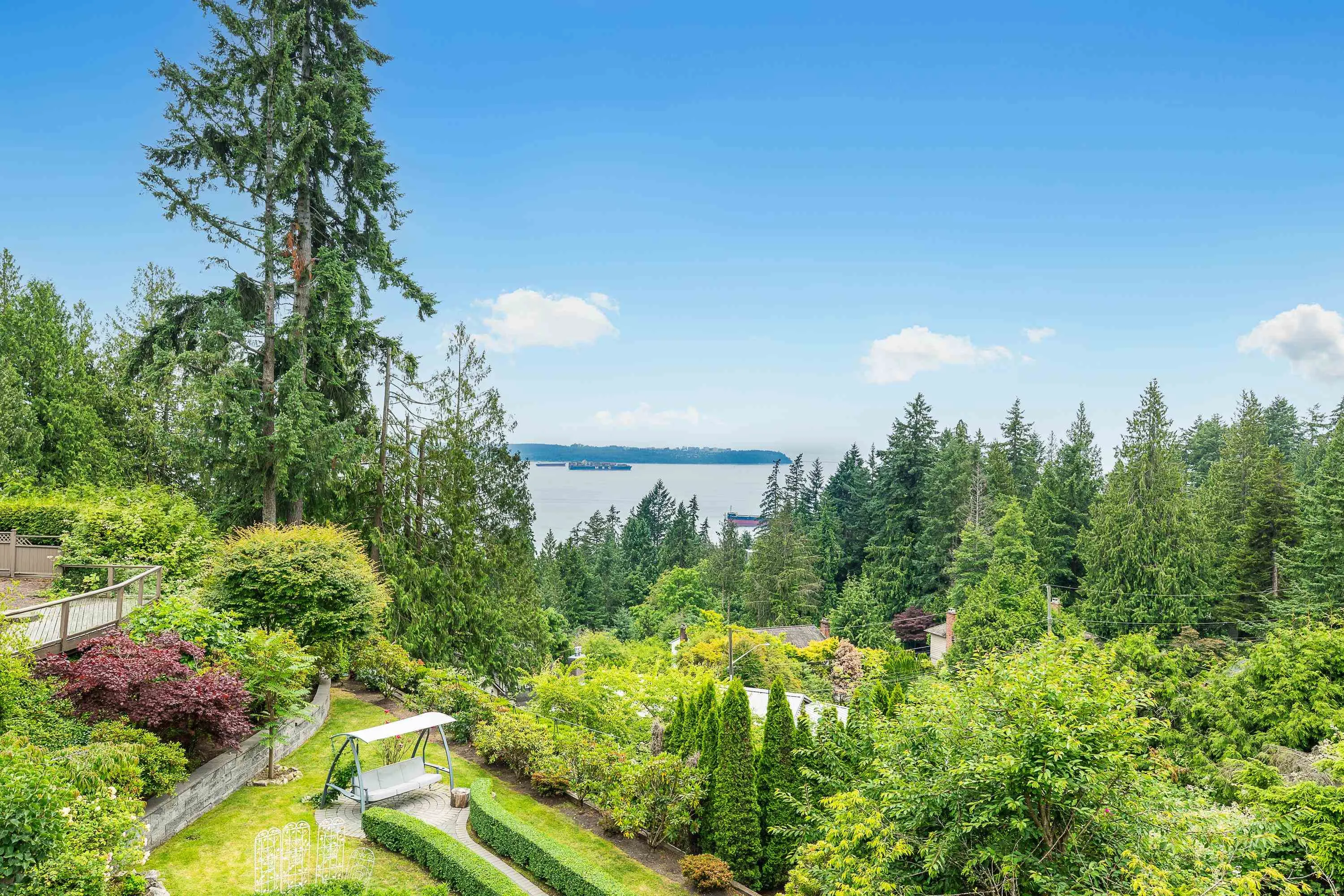 3918 Southridge Avenue