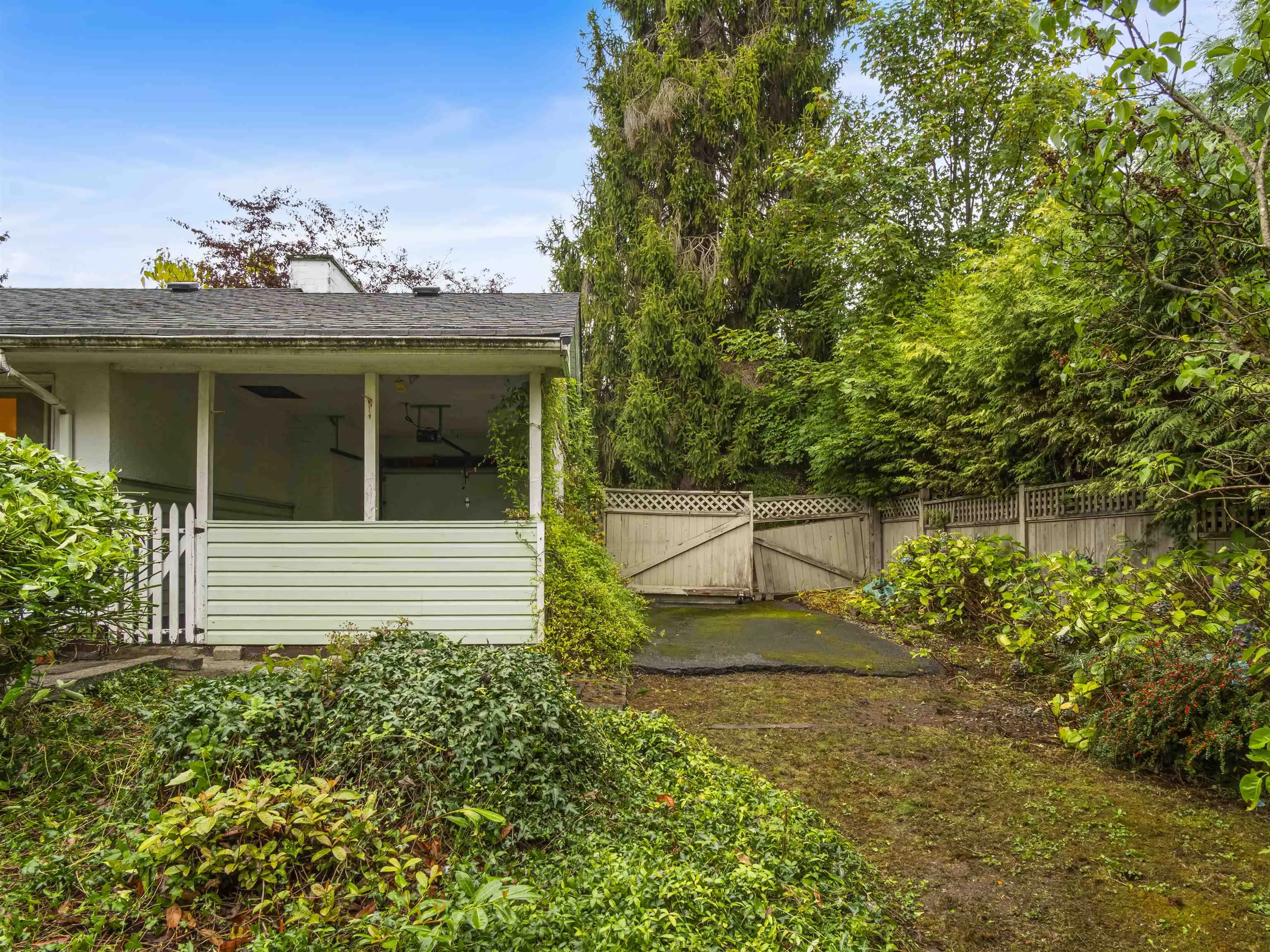 651 Kerry Place
