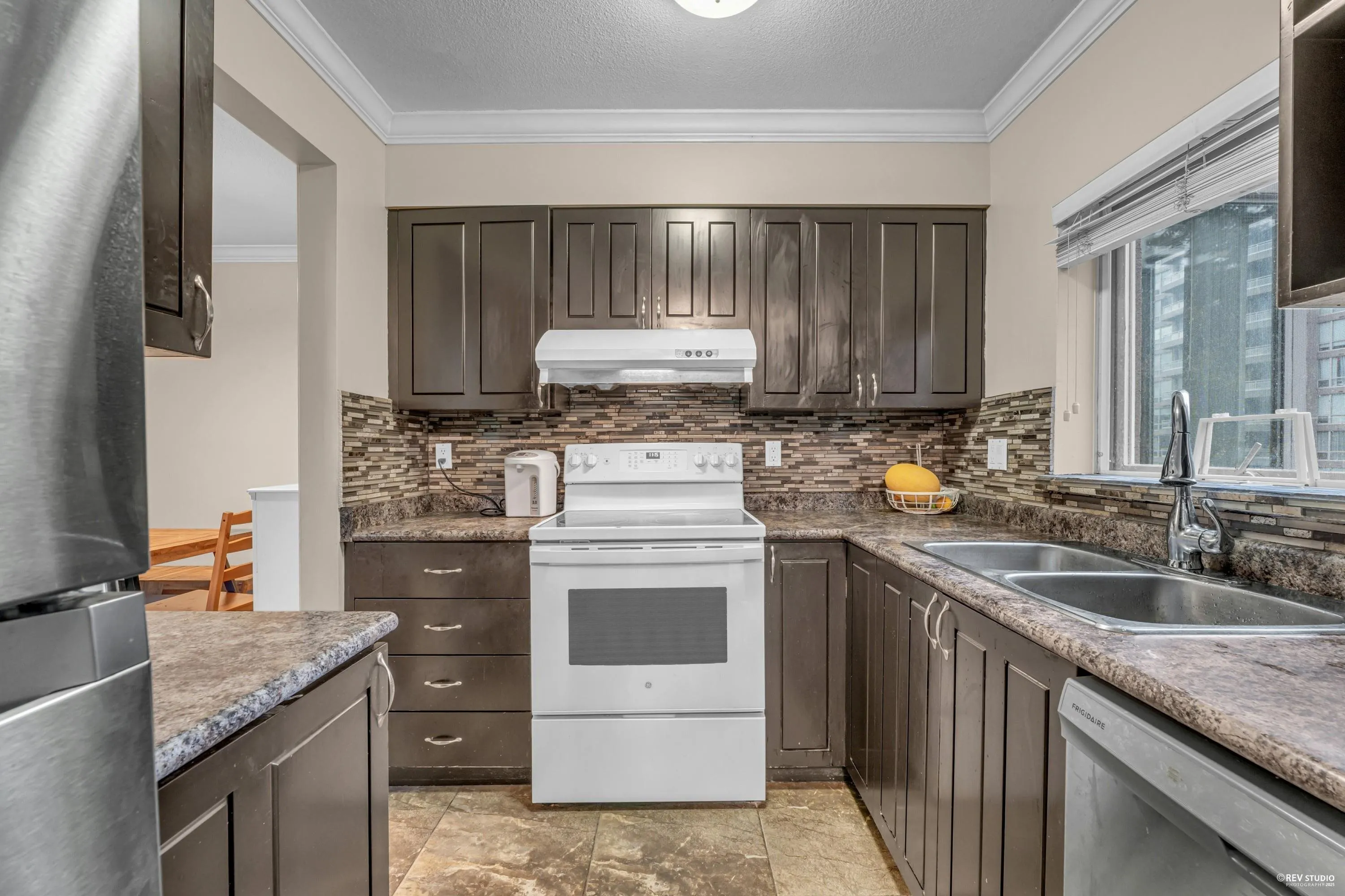 505 9633 Manchester Drive