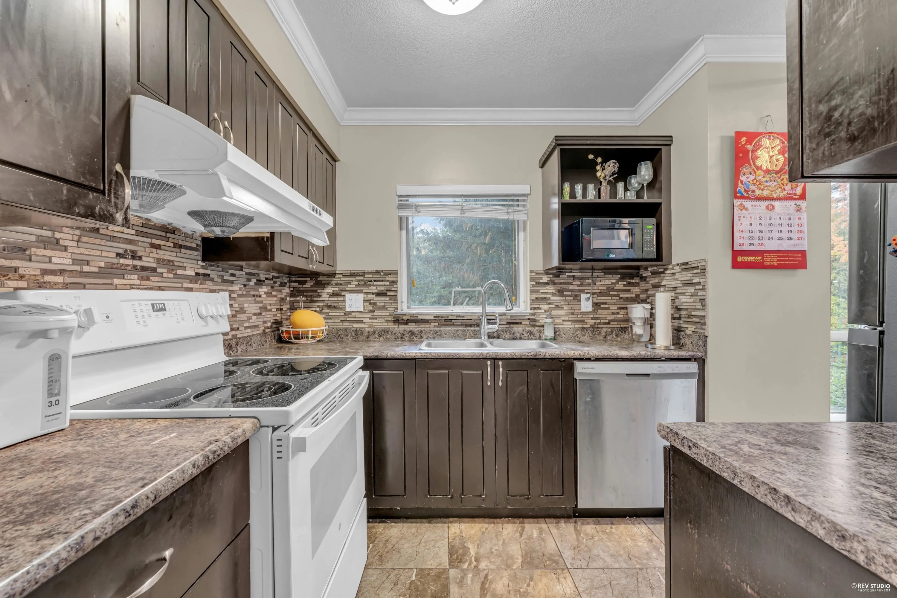 505 9633 Manchester Drive