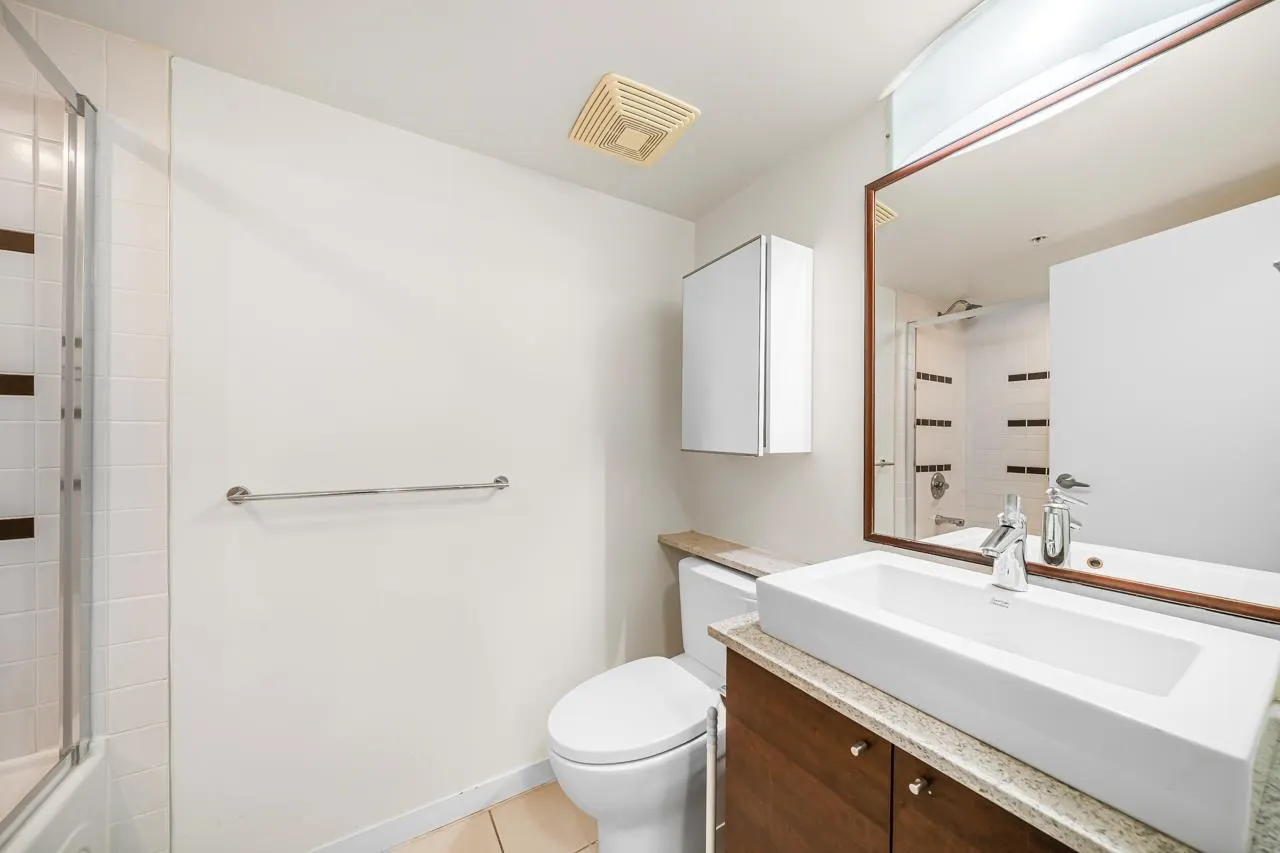 1105 4178 Dawson Street