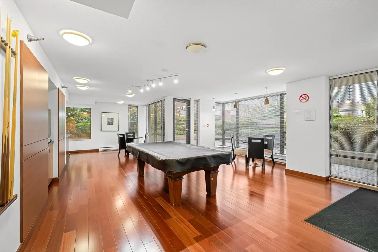 1105 4178 Dawson Street