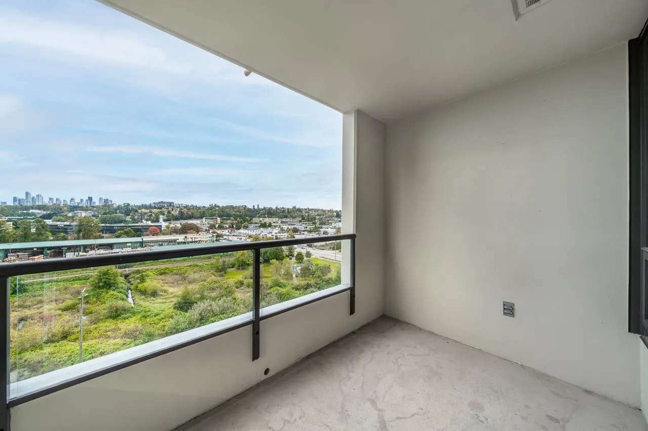 1105 4178 Dawson Street
