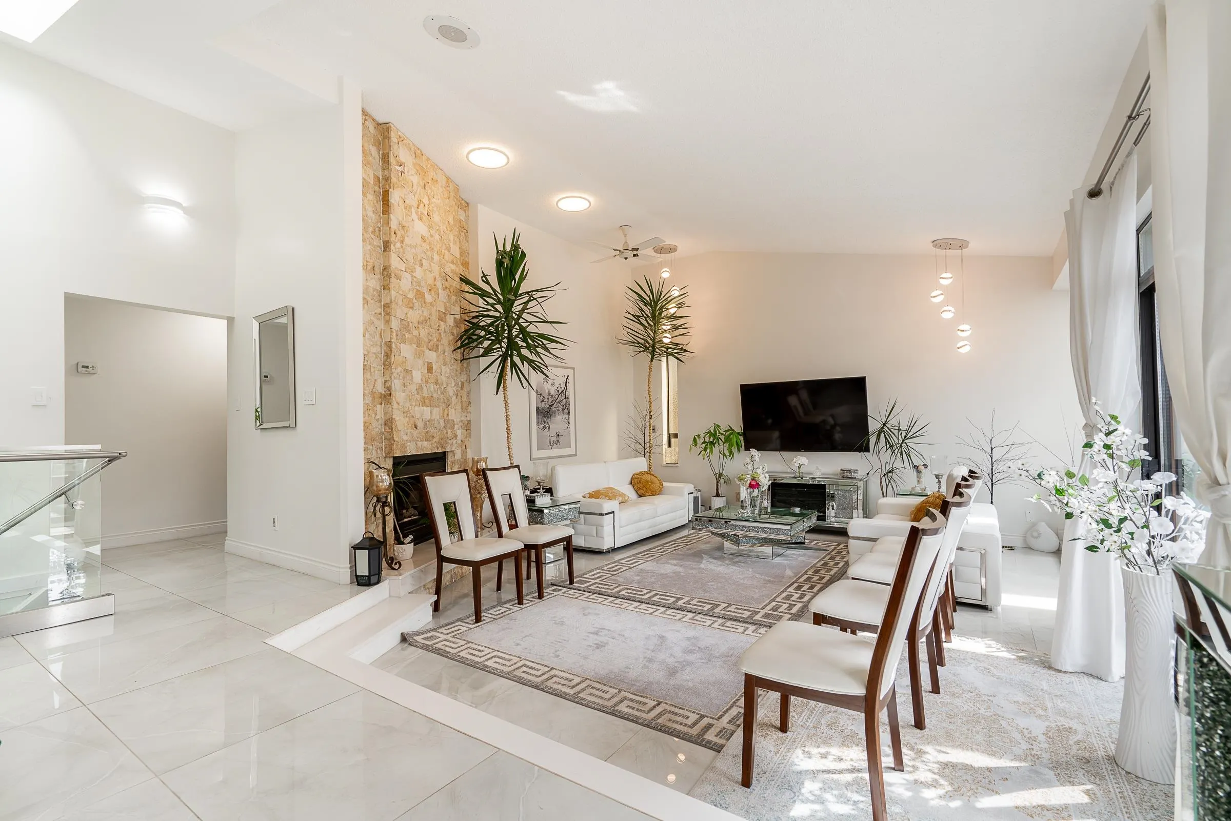 2940 Dresden Way
