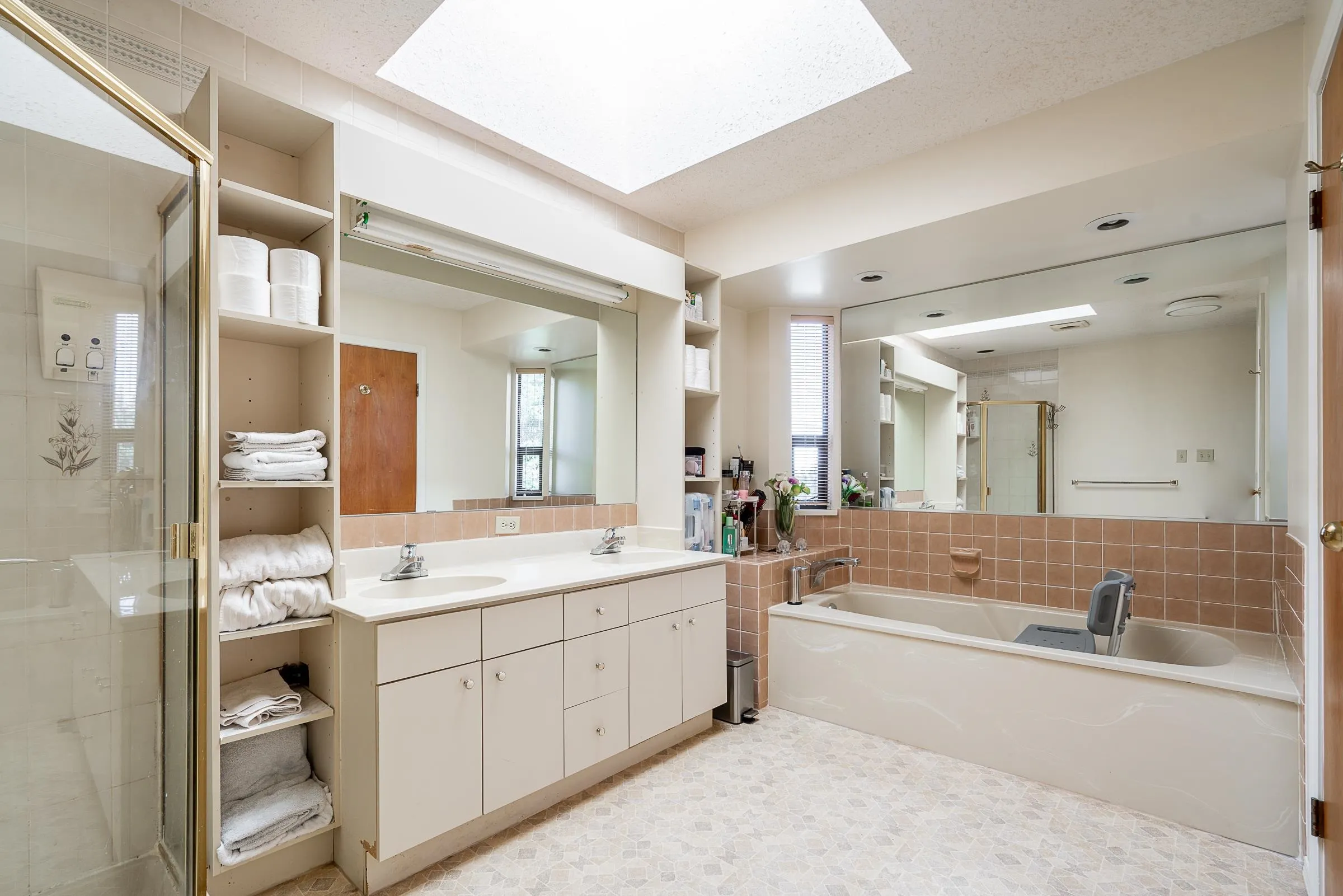 2940 Dresden Way