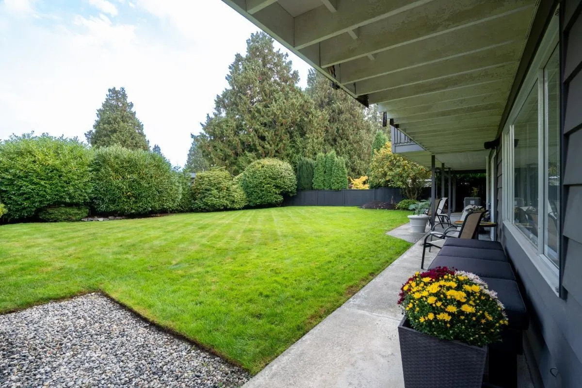 1038 Bayview Drive