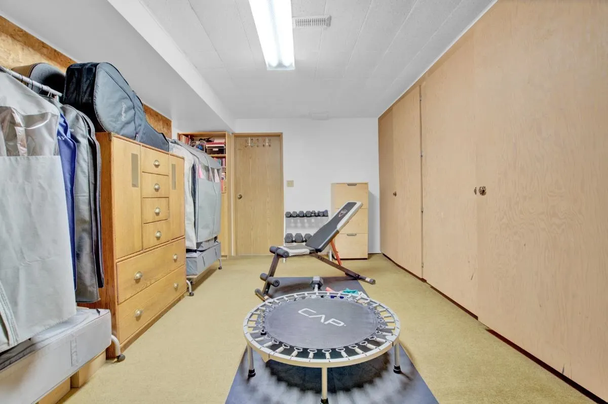 1038 Bayview Drive