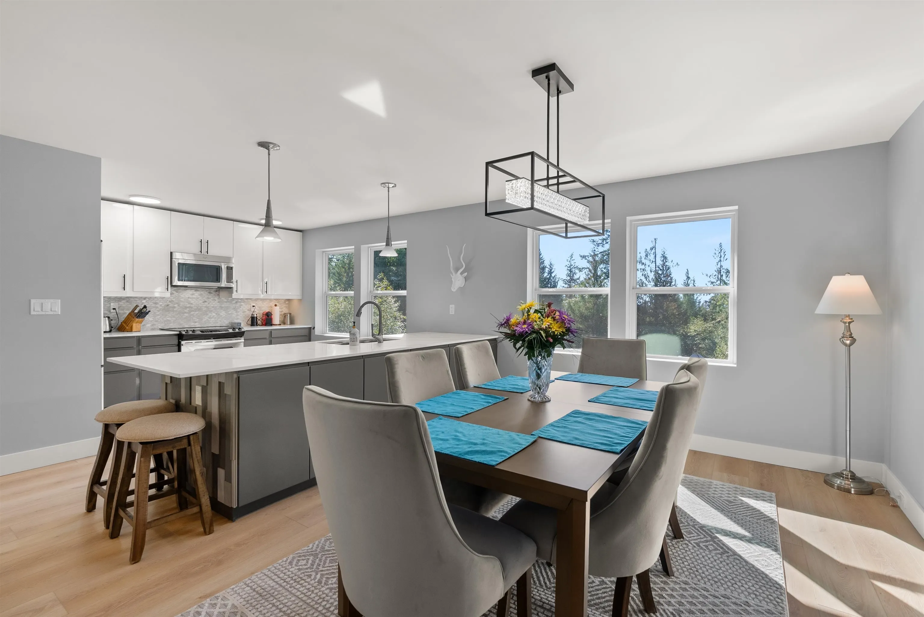 2440 Sunshine Coast Highway
