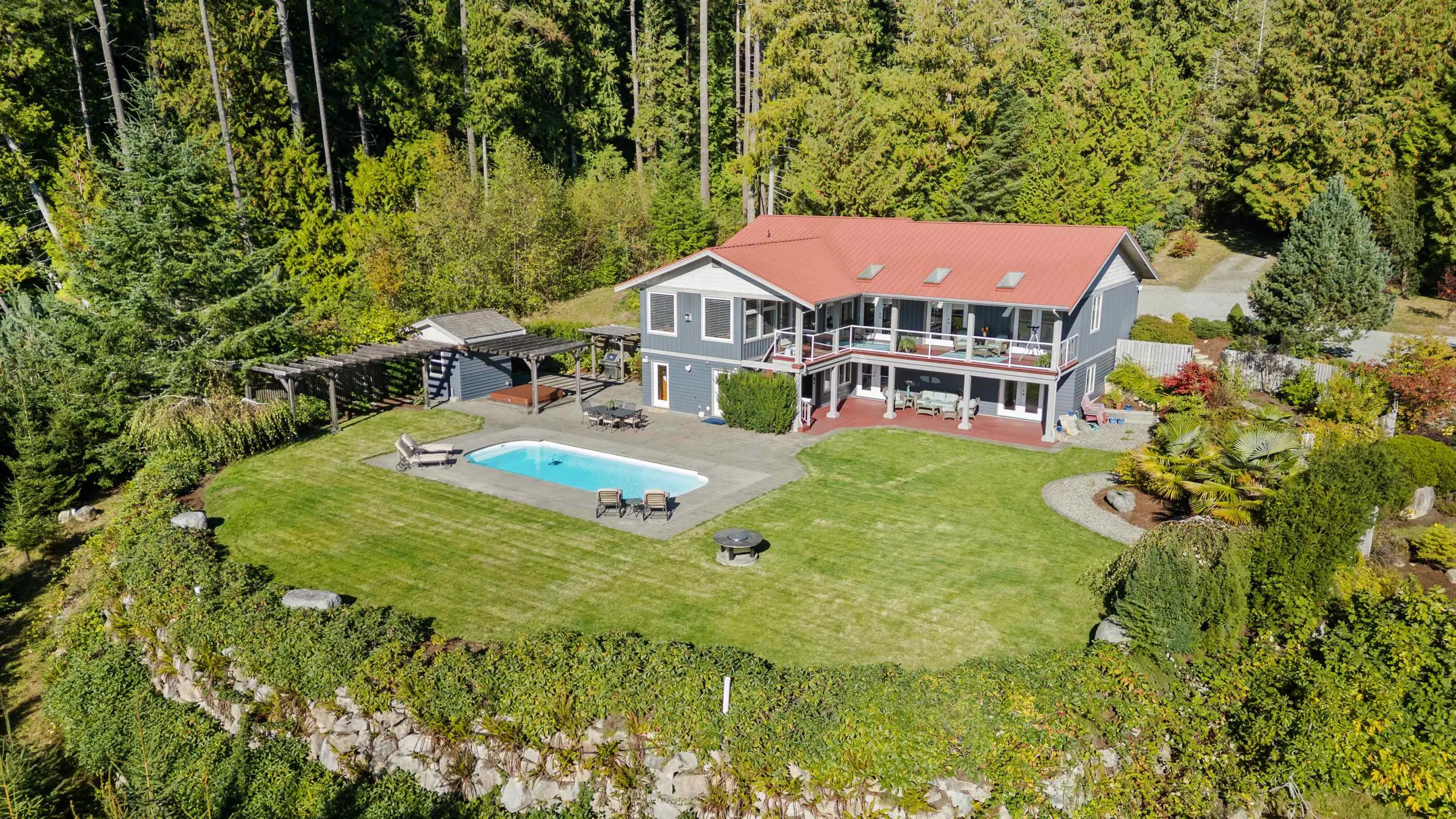 2440 Sunshine Coast Highway