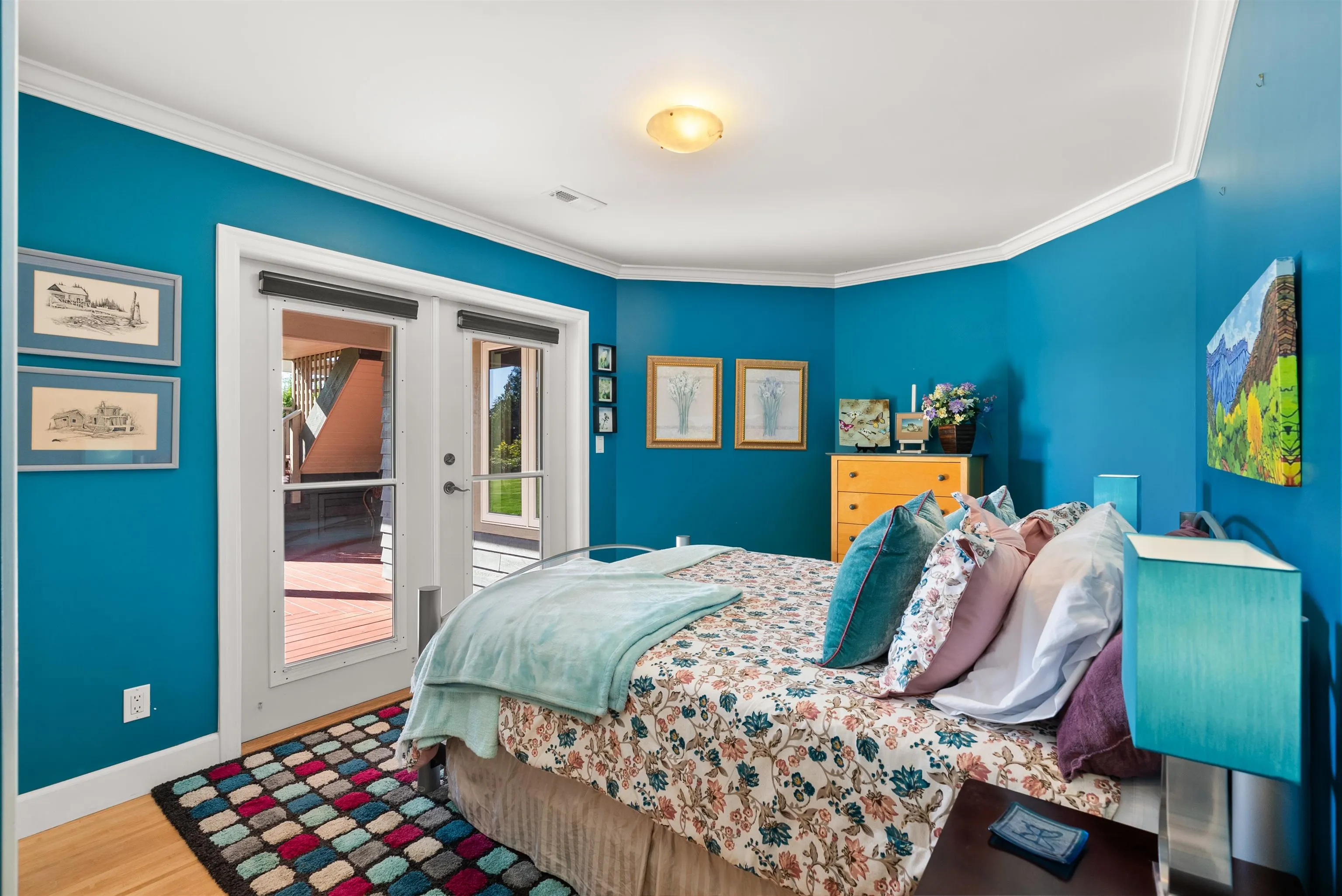 2440 Sunshine Coast Highway