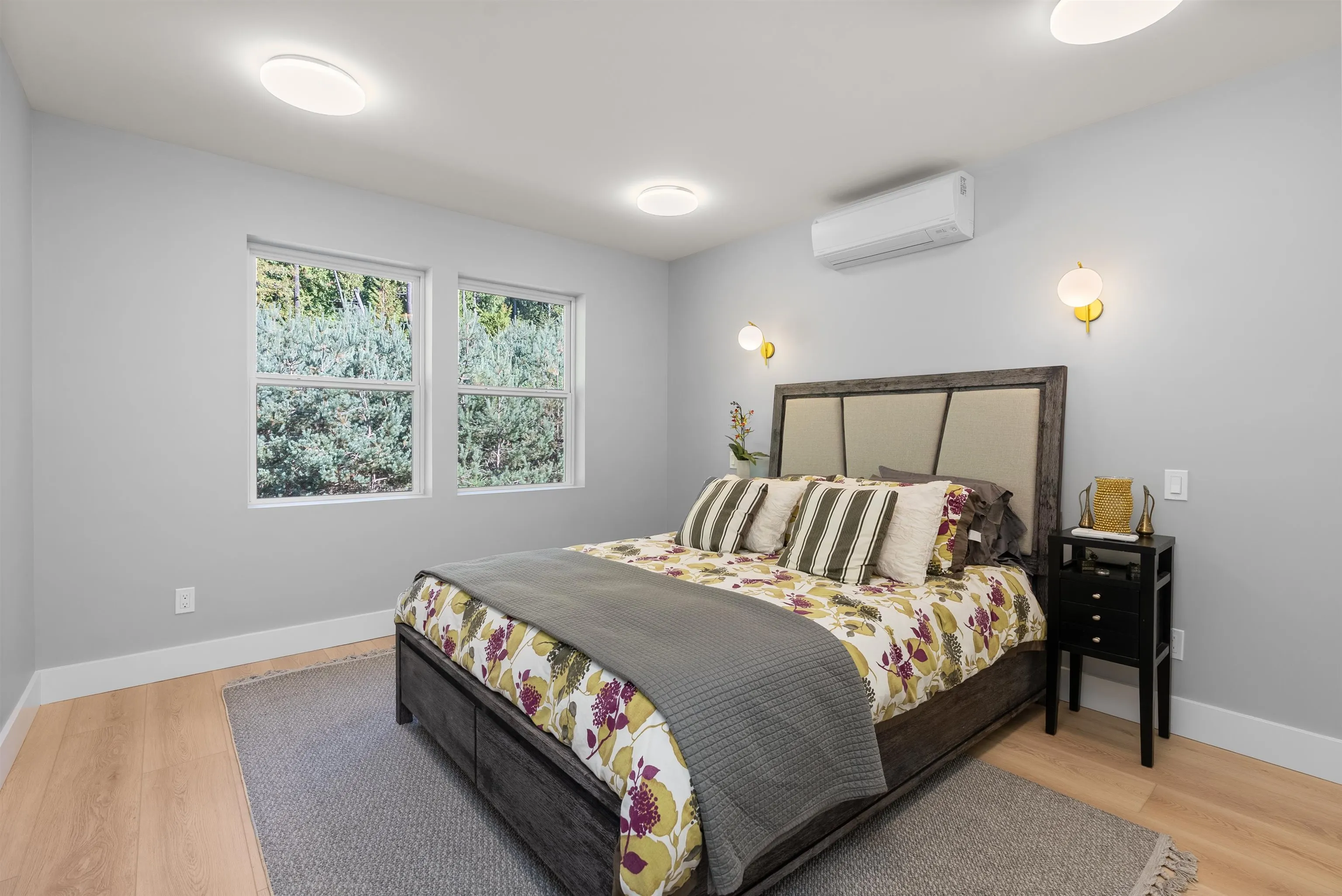 2440 Sunshine Coast Highway