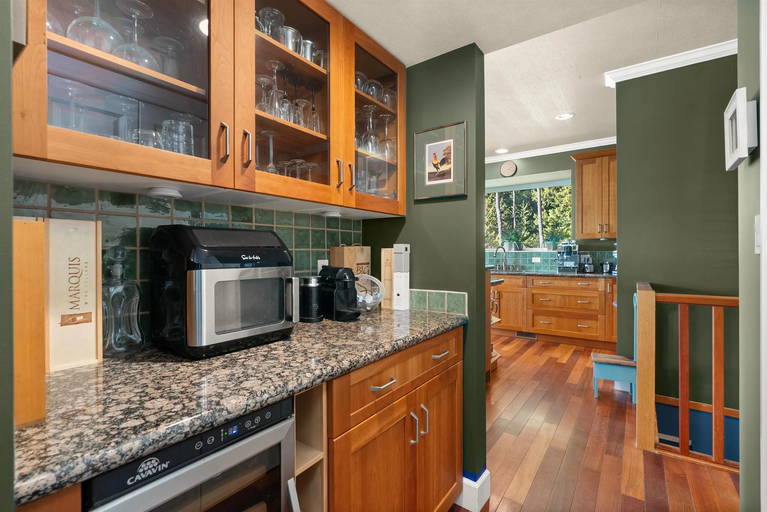 2440 Sunshine Coast Highway