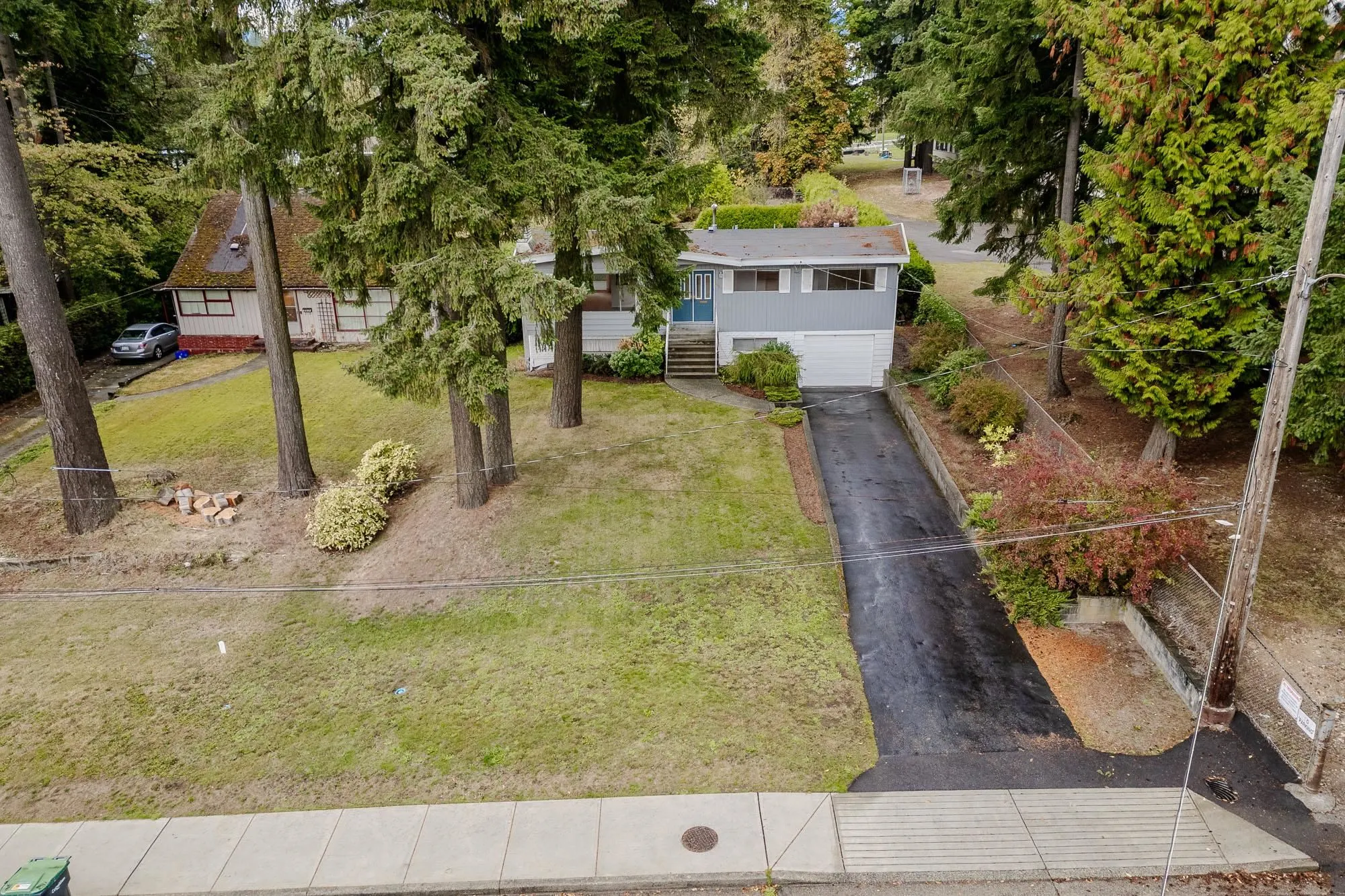 1589 Haversley Avenue