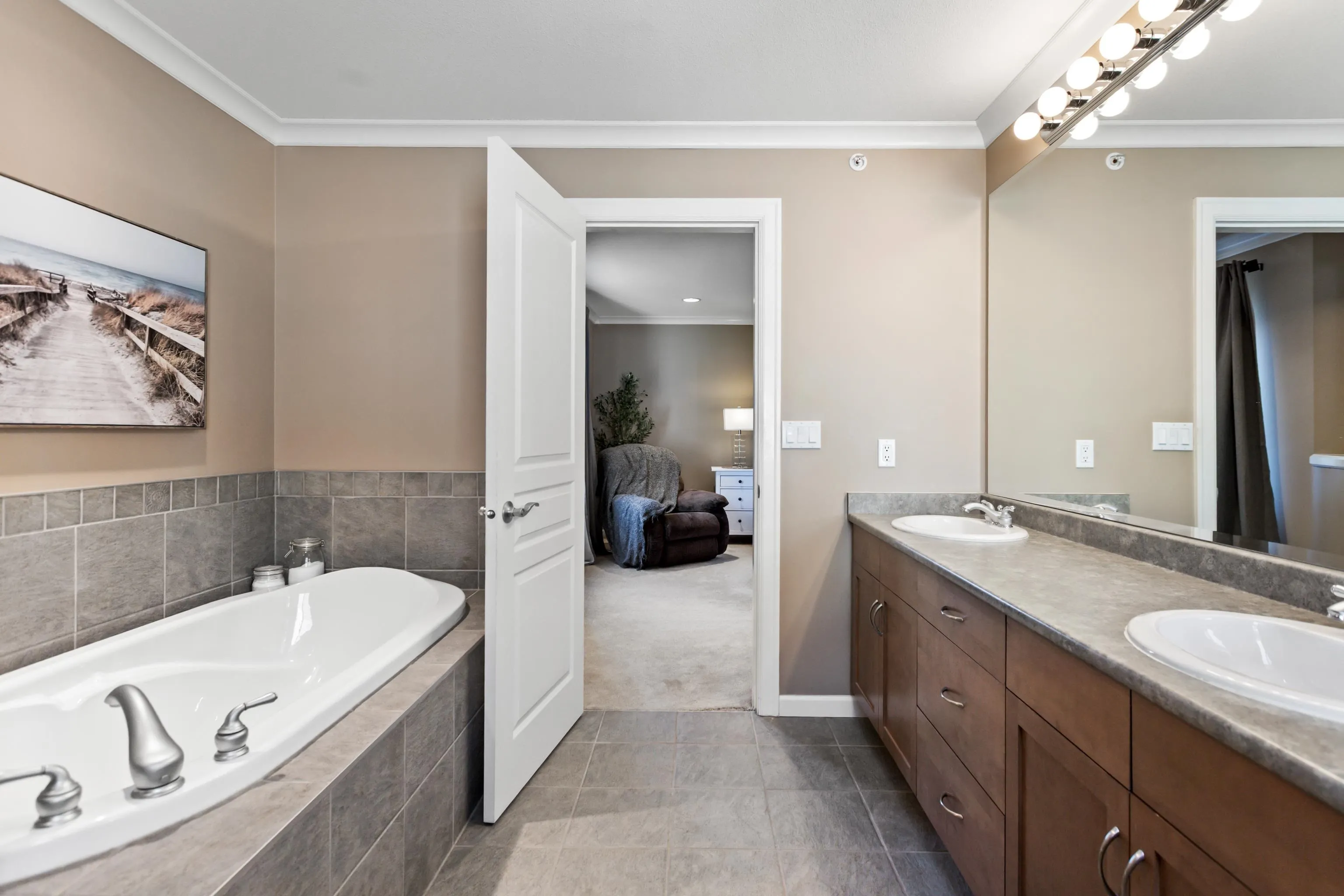 11252 Southgate Road