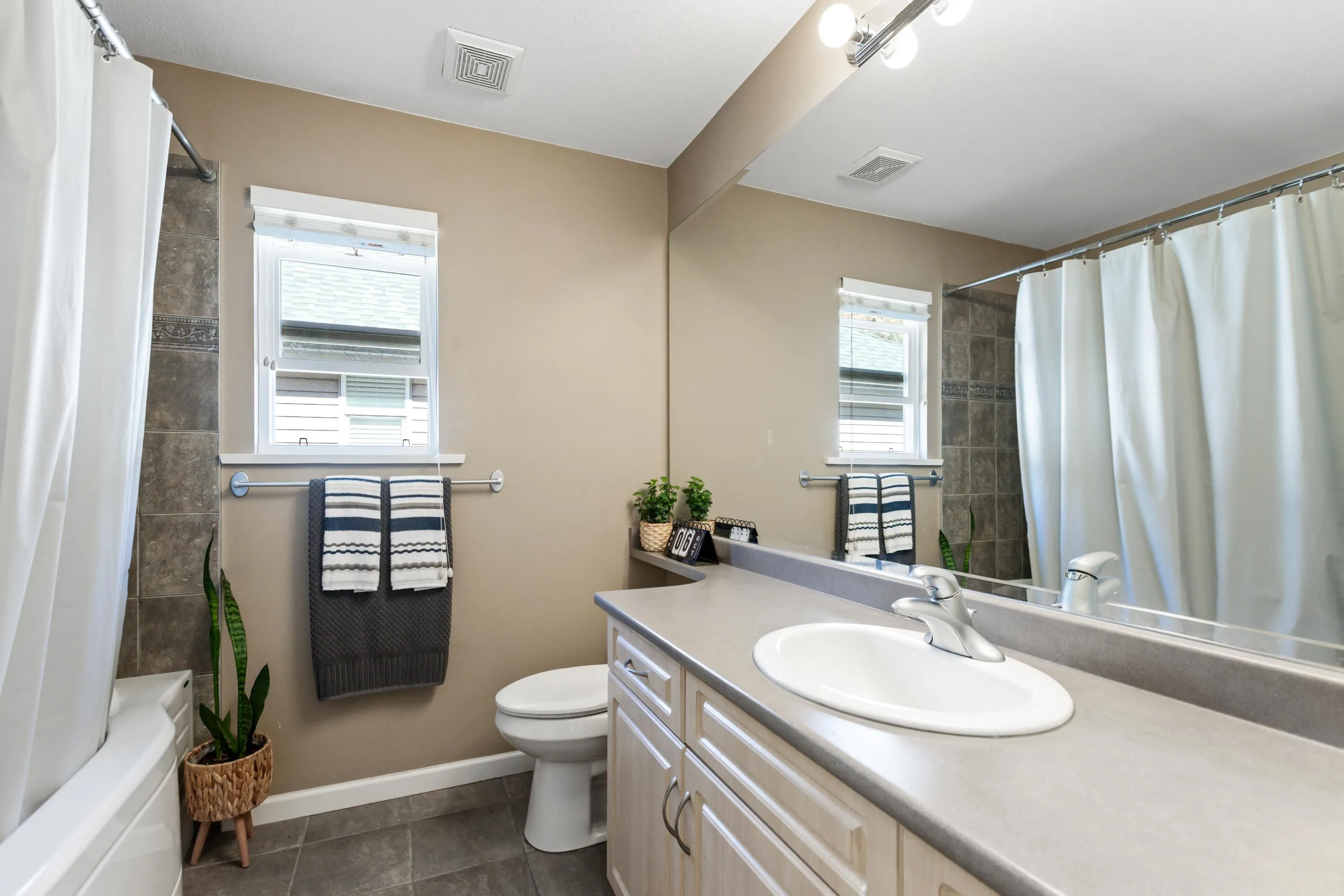 11252 Southgate Road