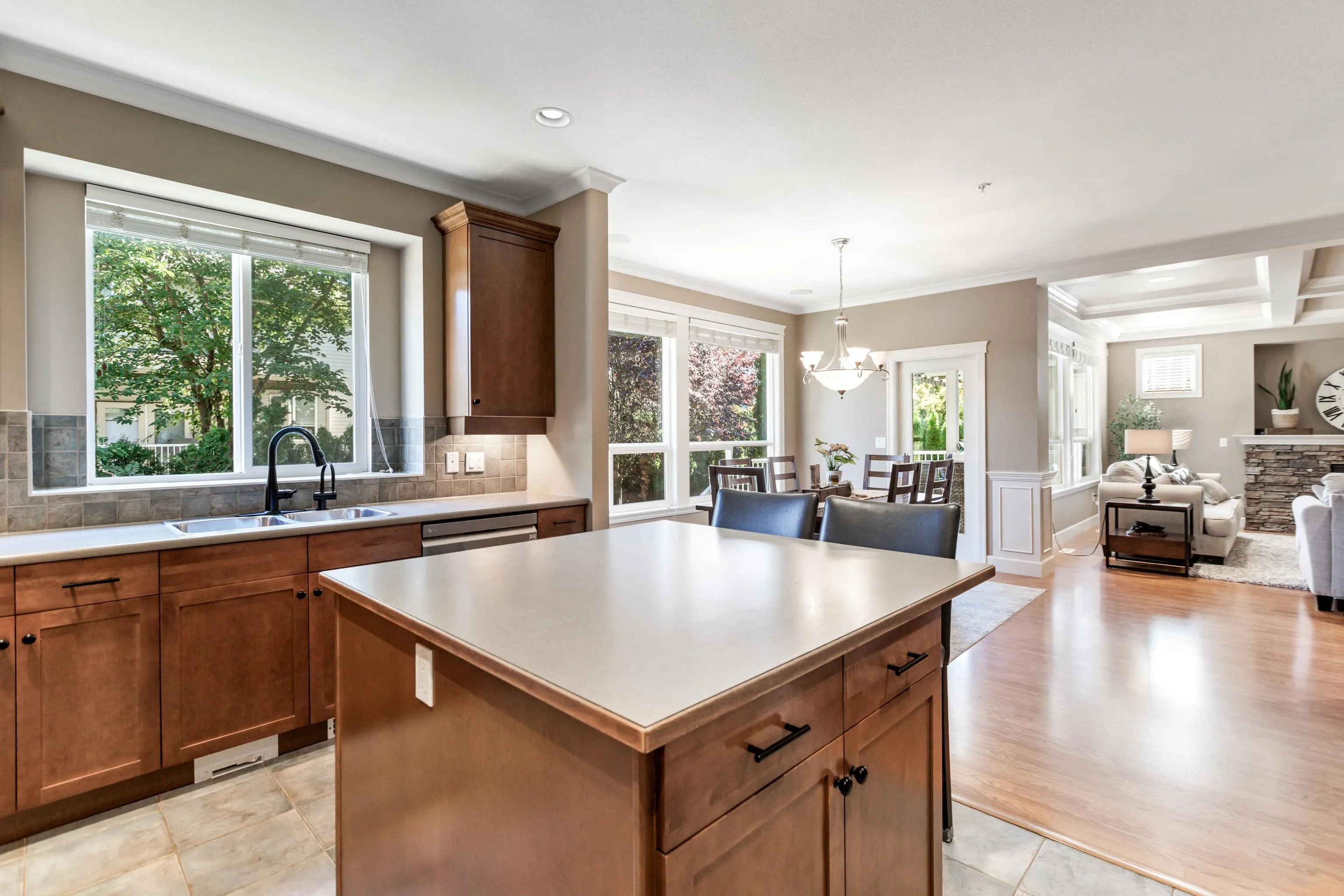 11252 Southgate Road