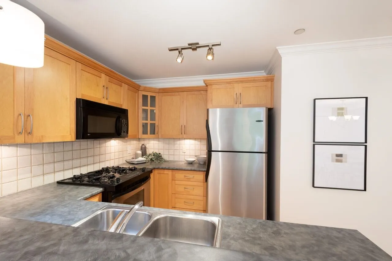 316 W 14th Avenue