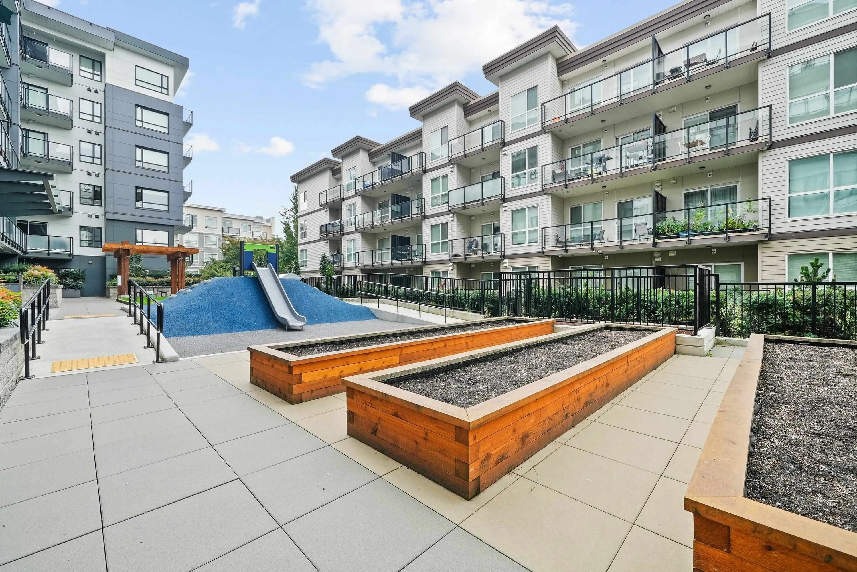 211 10777 138 Street