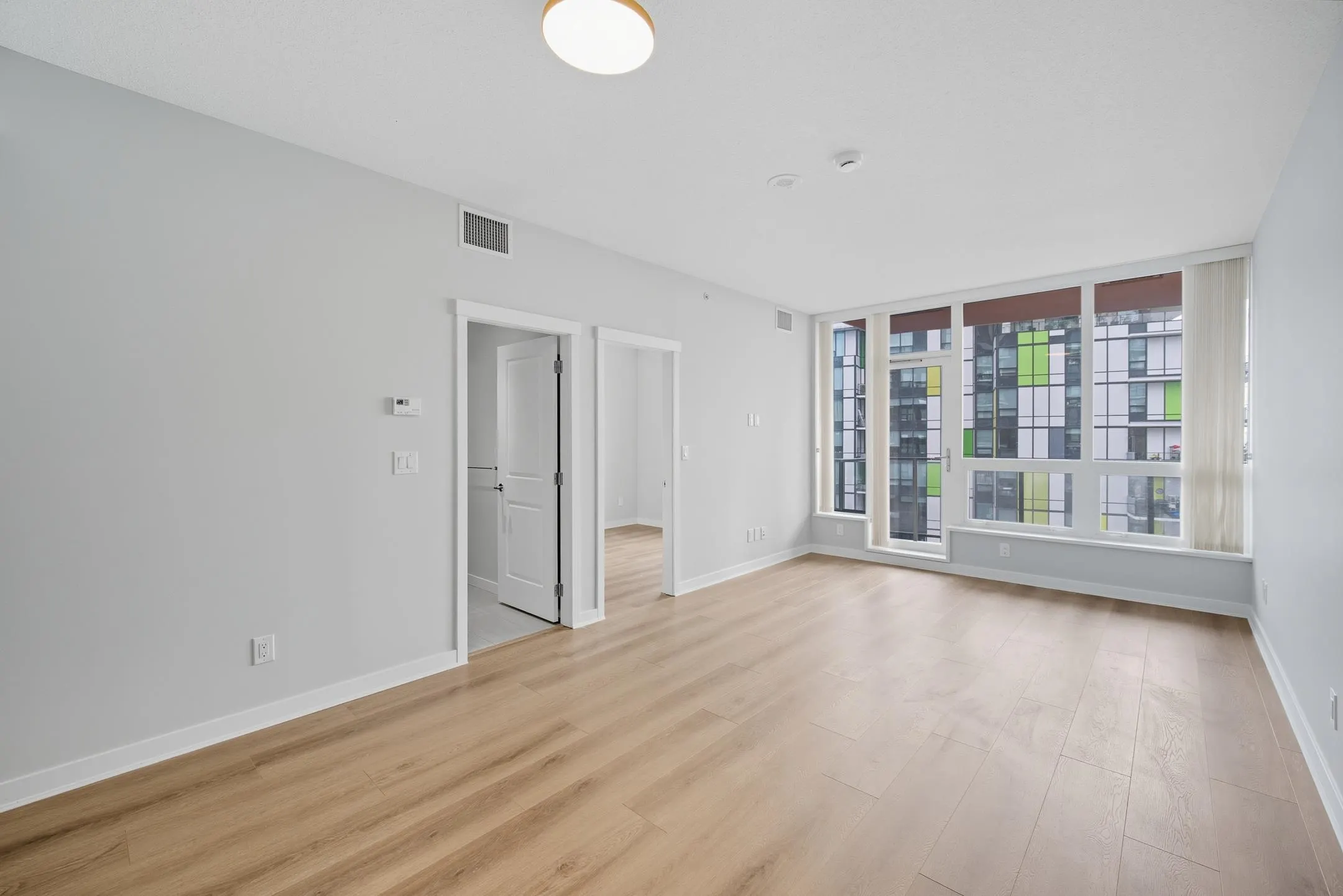 1906 5628 Birney Avenue