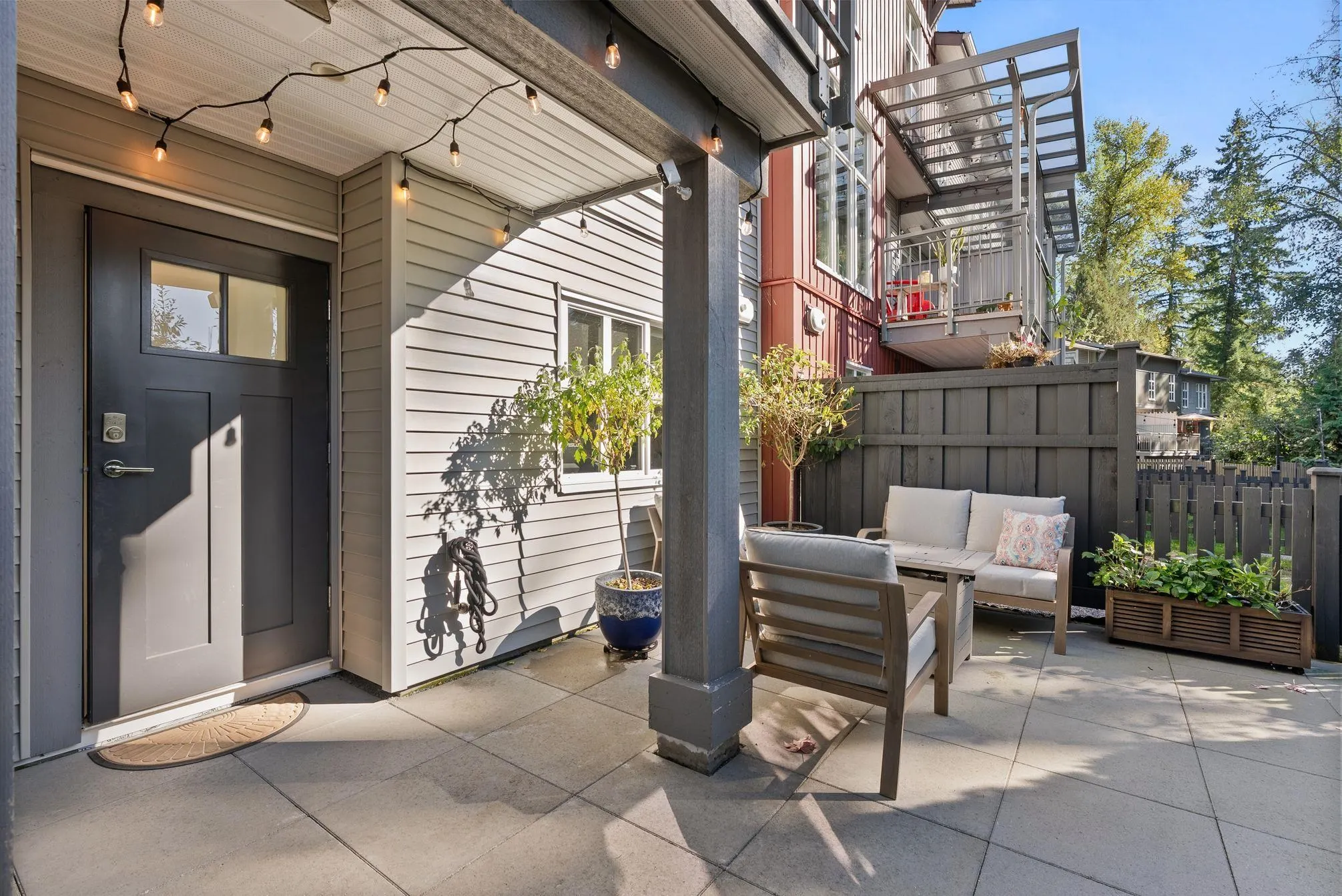 77 24076 112 Avenue