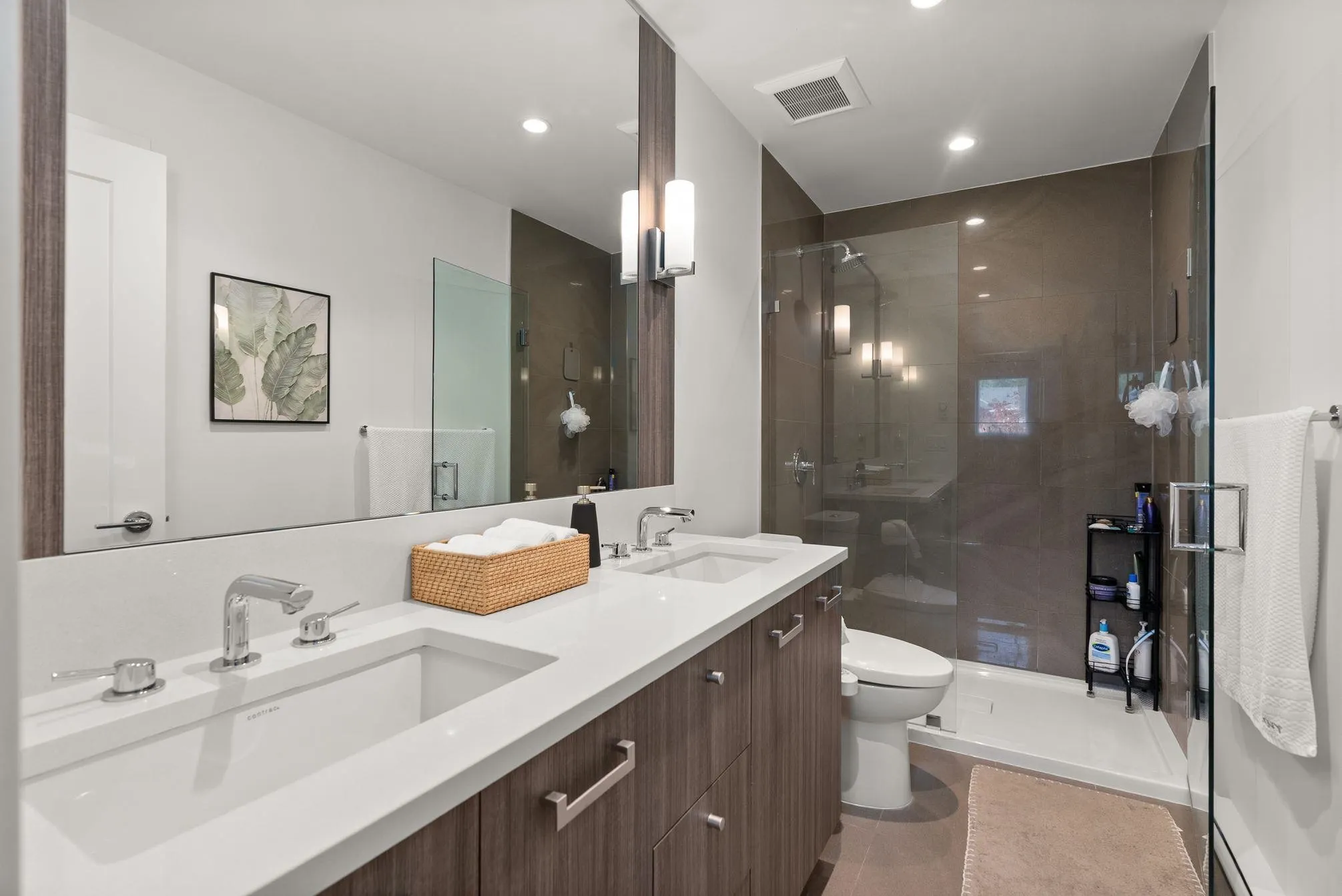 77 24076 112 Avenue