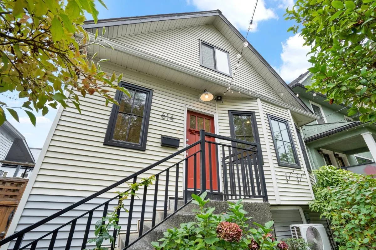 614 E 14th Avenue