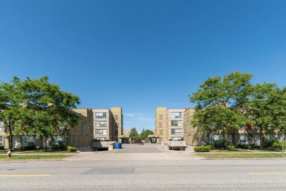 313 12075 228 Street