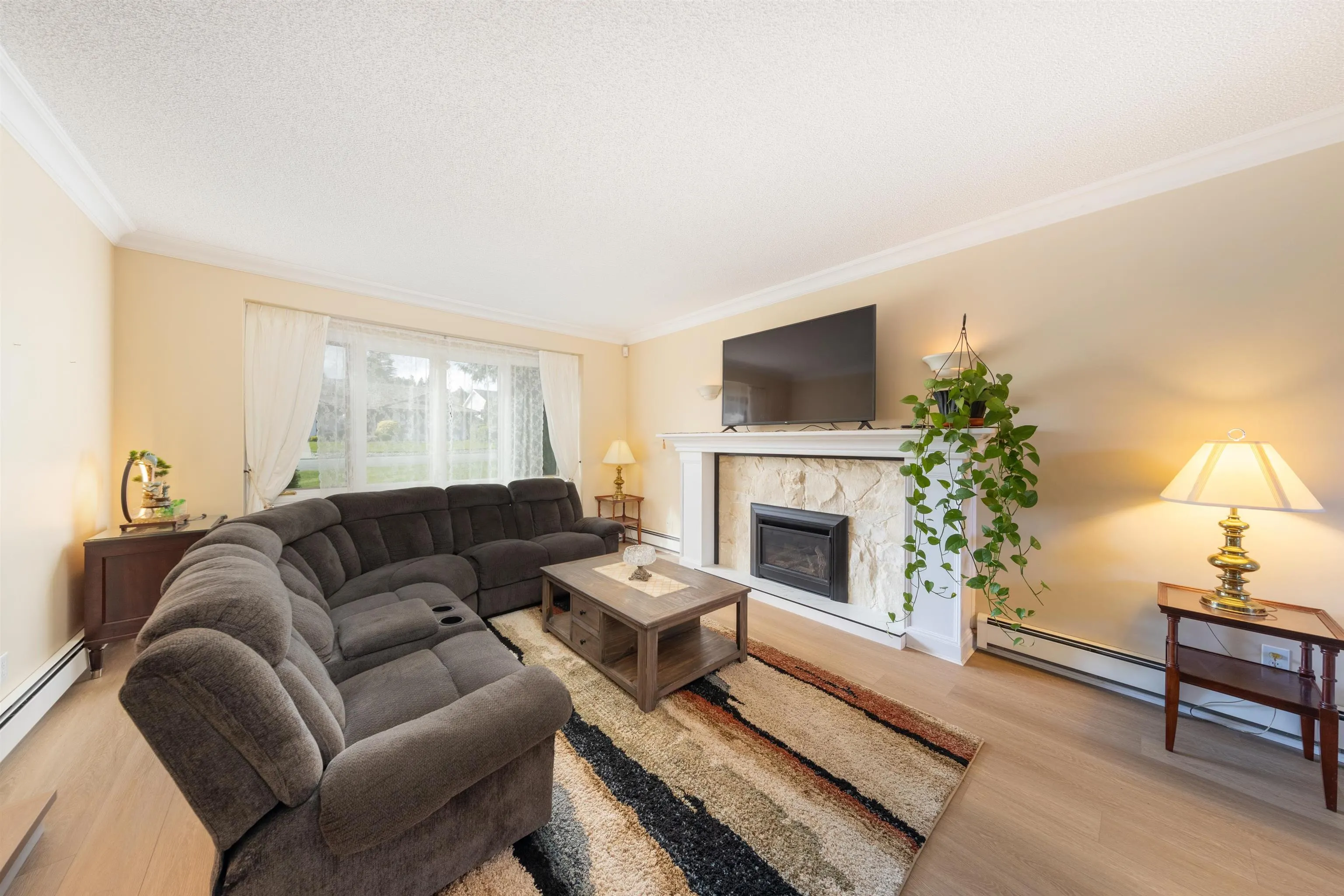 5445 Candlewyck Wynd