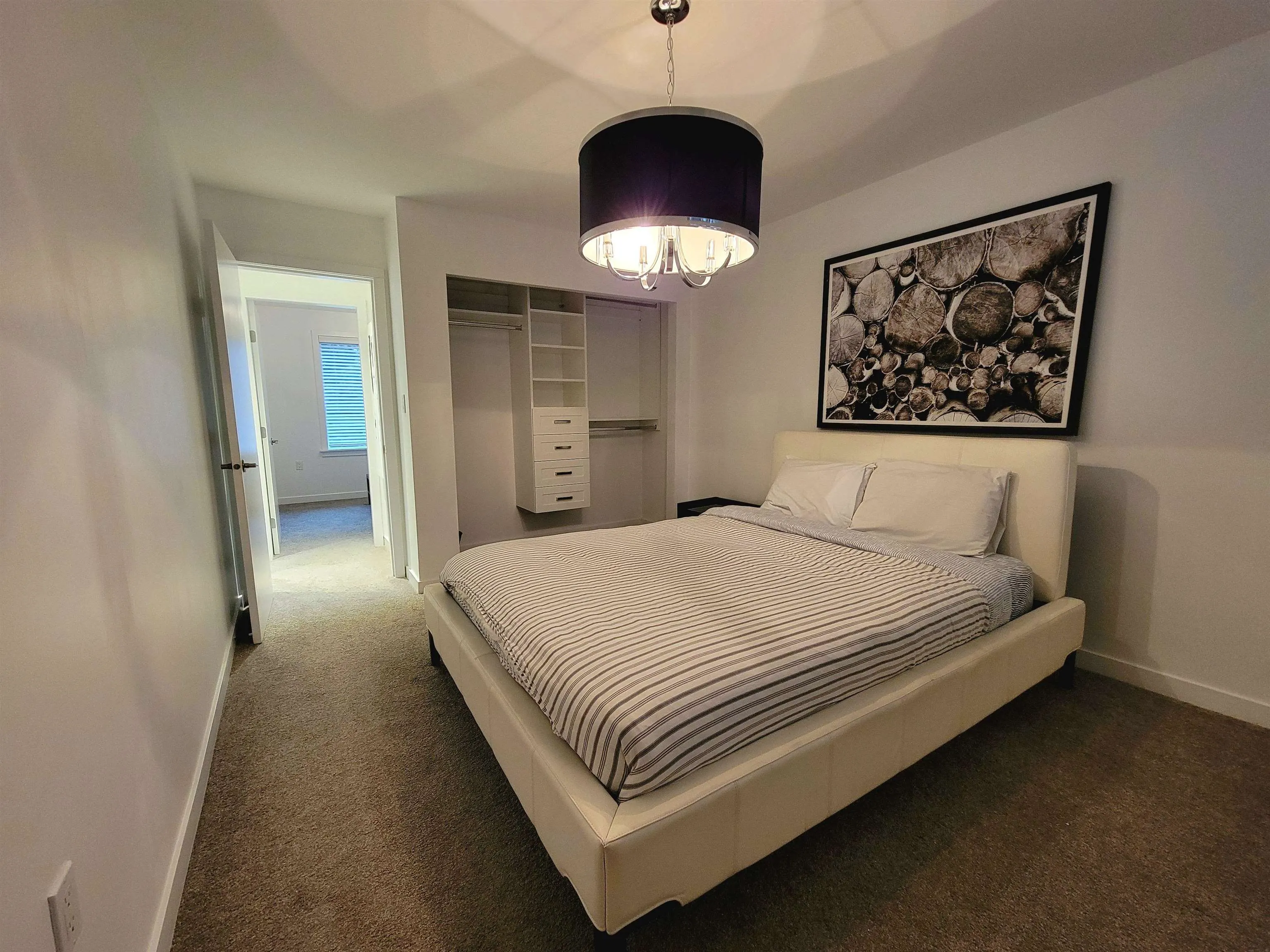 2568 The Boulevard