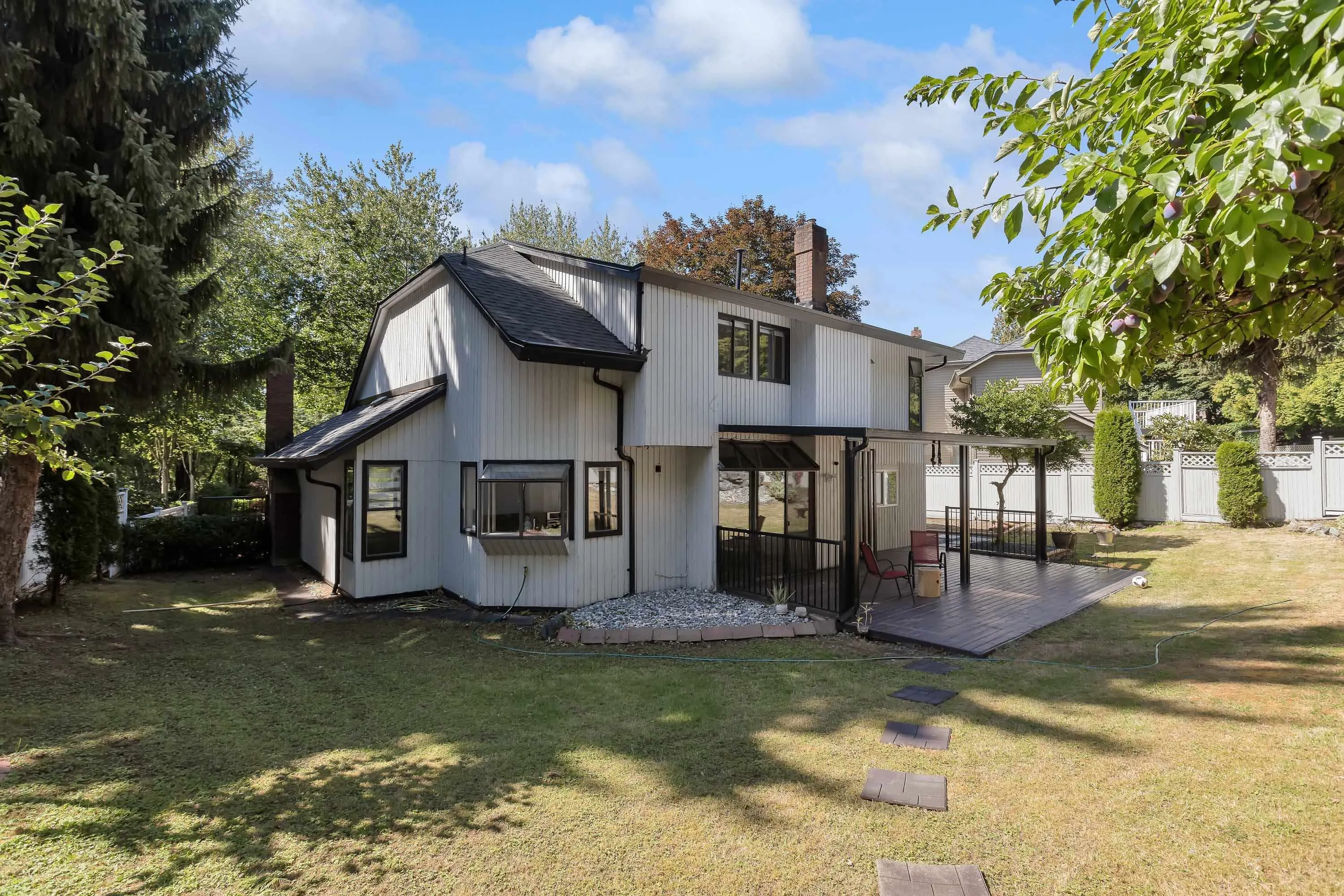 10418 Fraserglen Drive