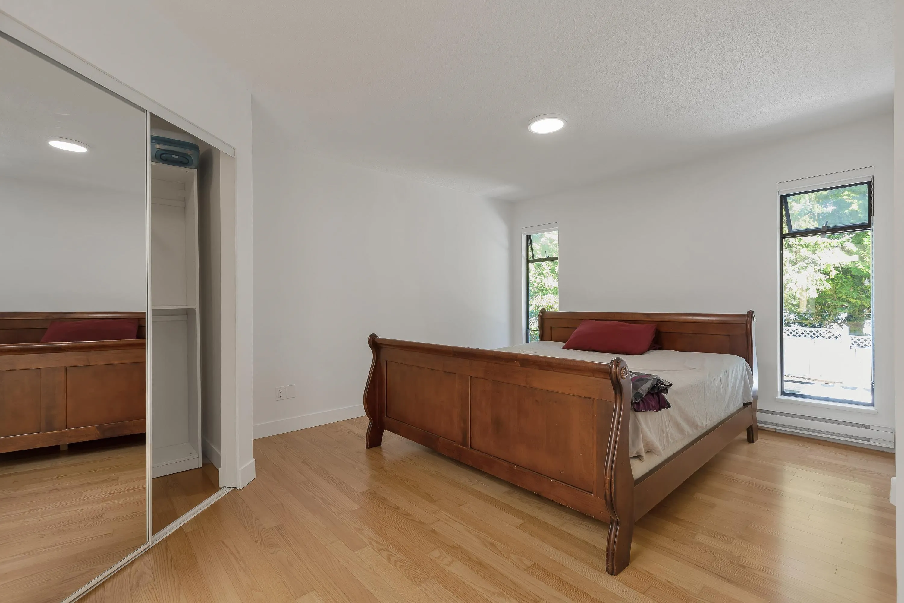 10418 Fraserglen Drive