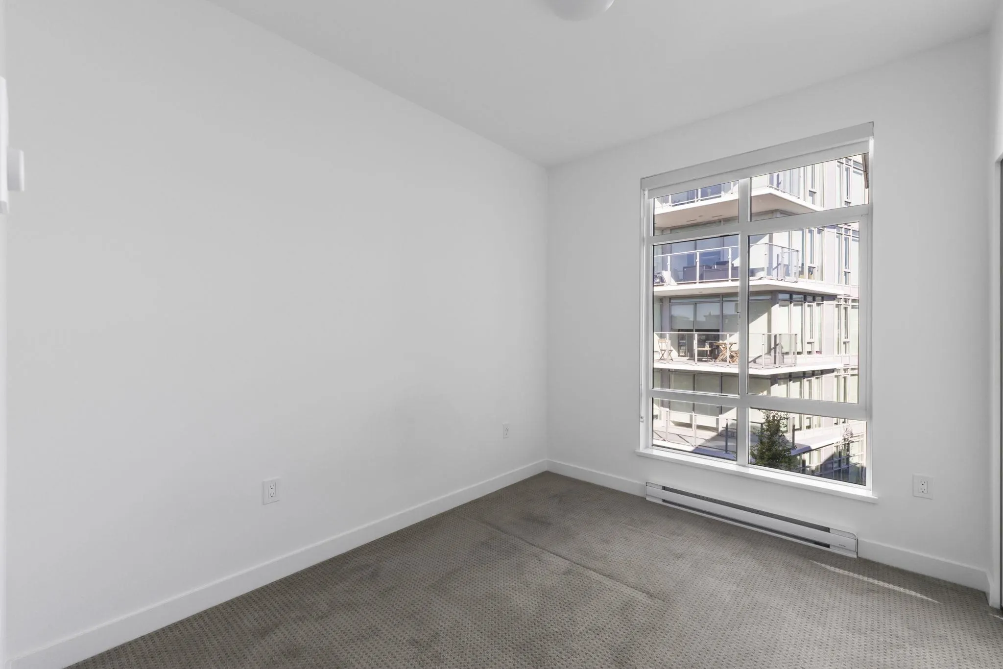 410 7123 11 Avenue