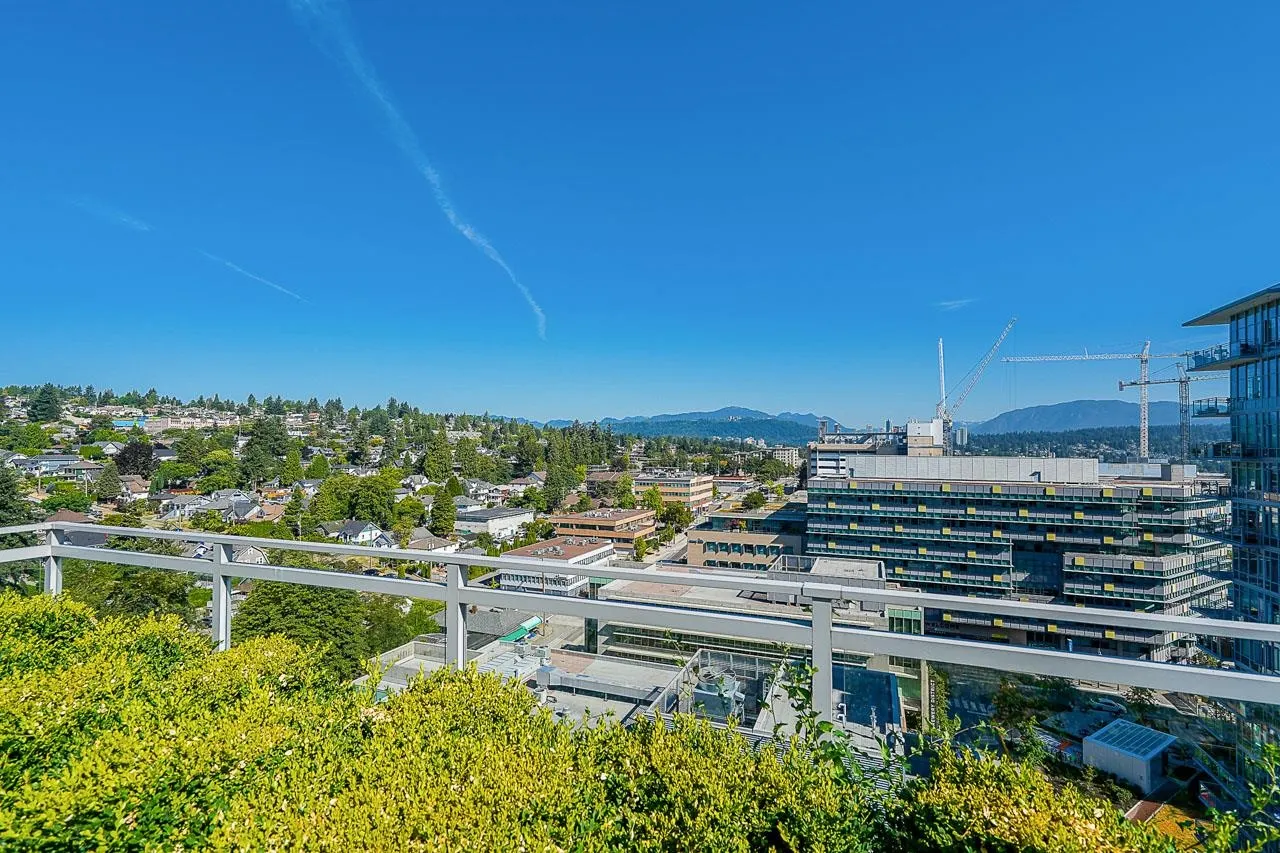 801 200 Nelson's Crescent