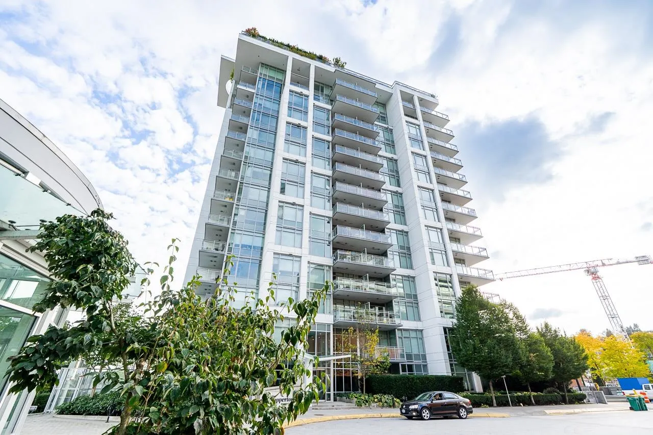 801 200 Nelson's Crescent