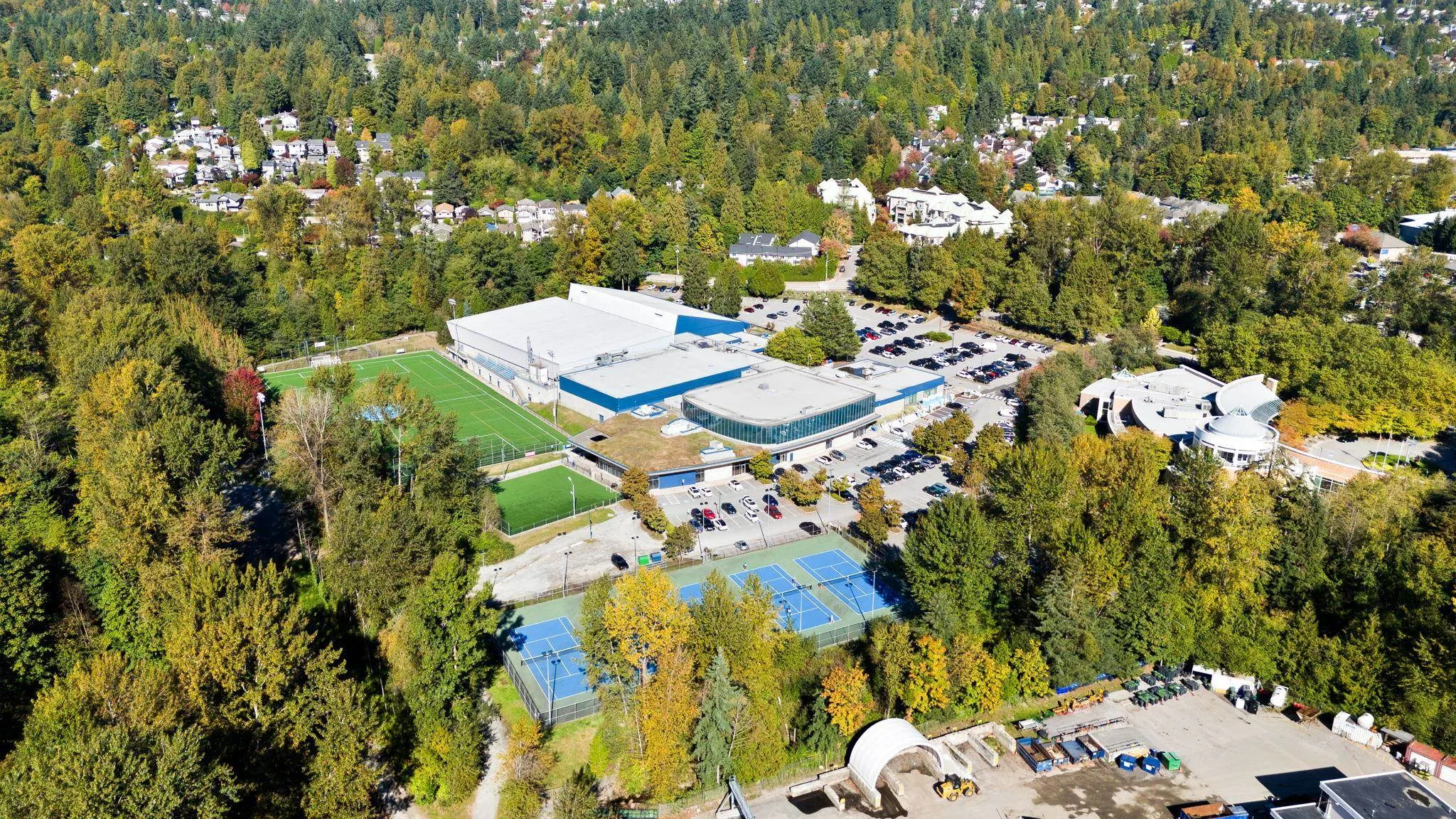 419 700 Klahanie Drive