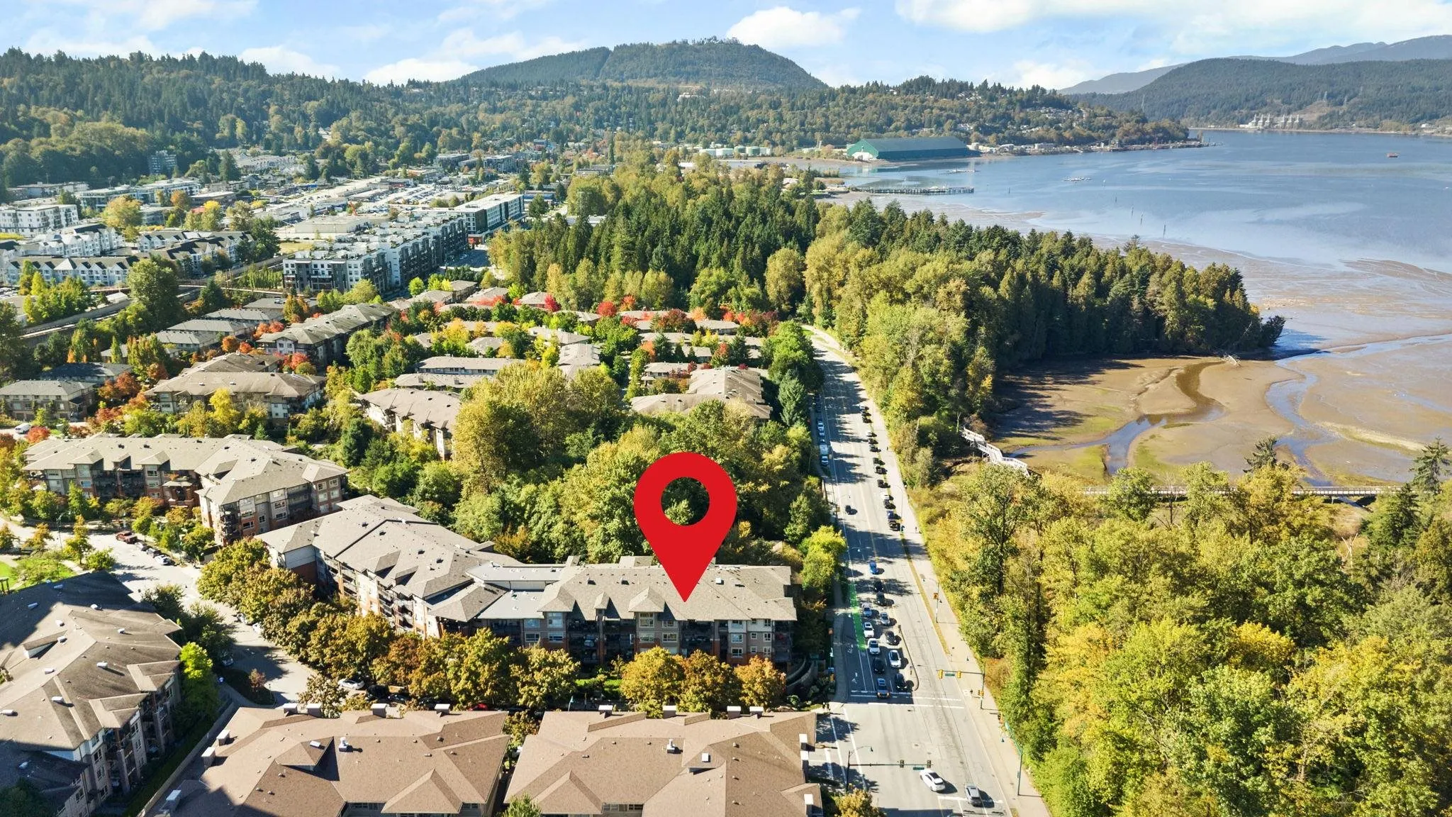 419 700 Klahanie Drive