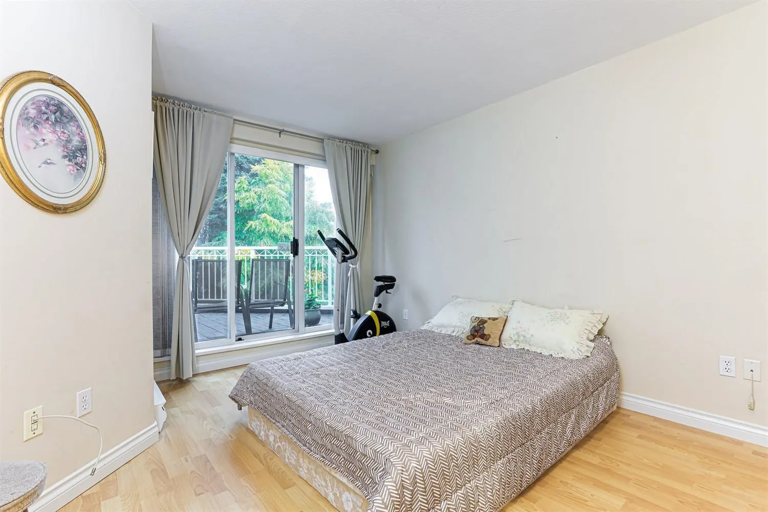 403 1128 Sixth Avenue