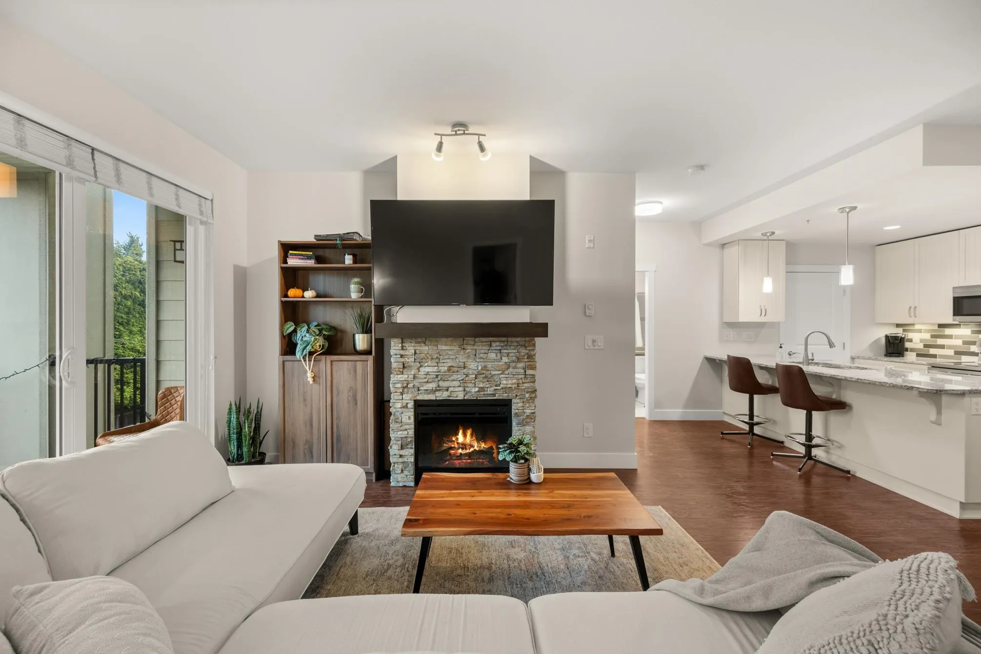 309 3192 Gladwin Road