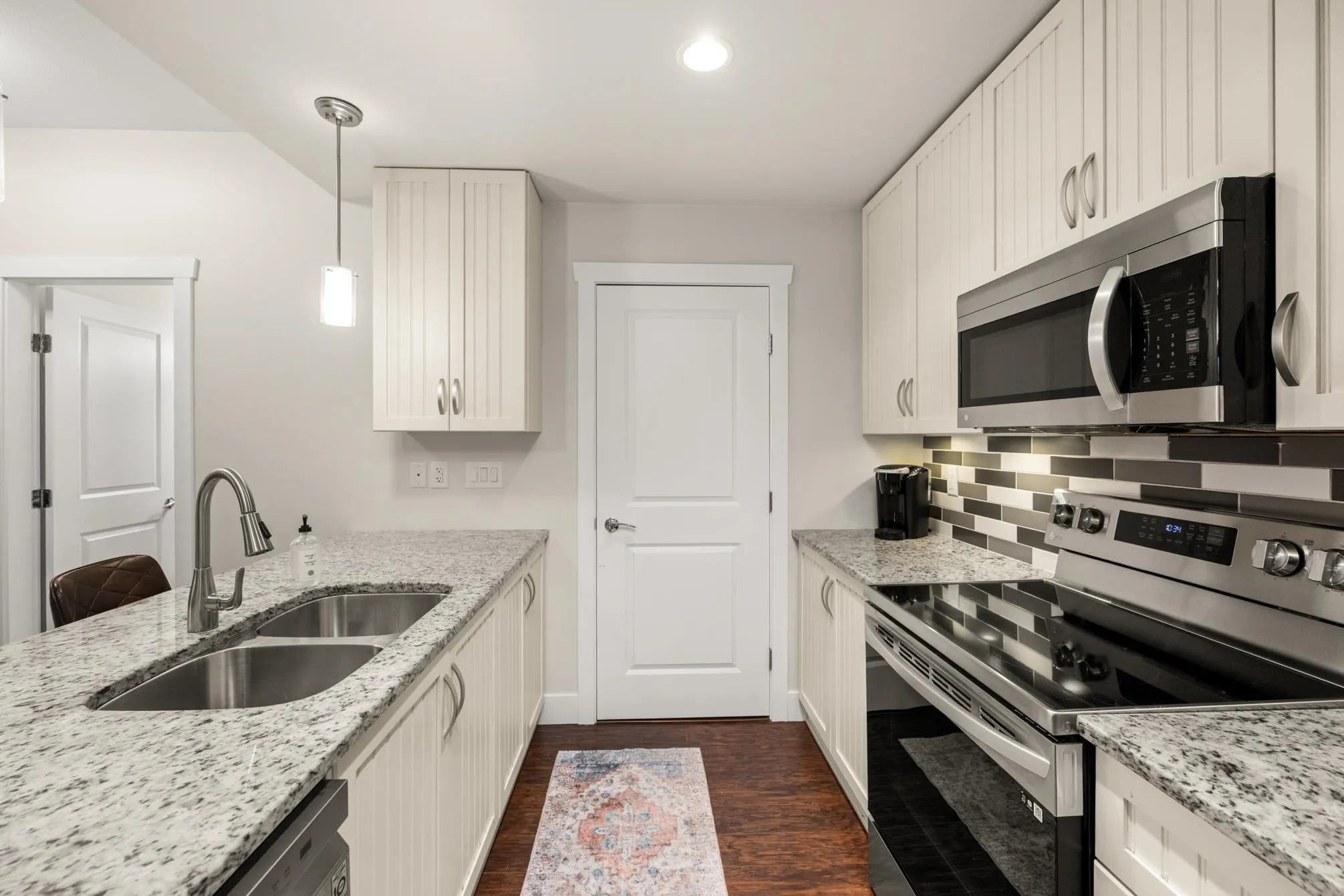 309 3192 Gladwin Road