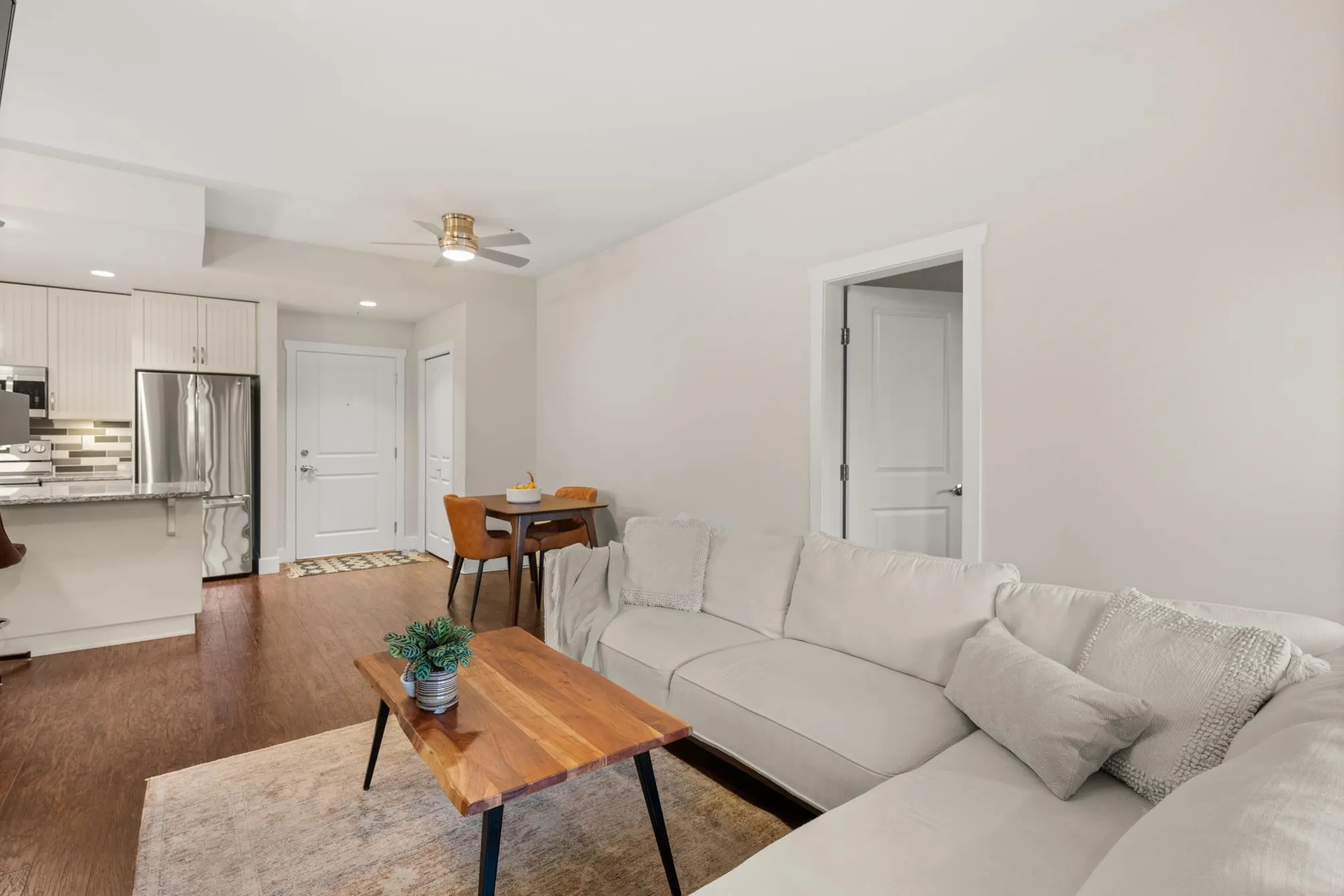309 3192 Gladwin Road
