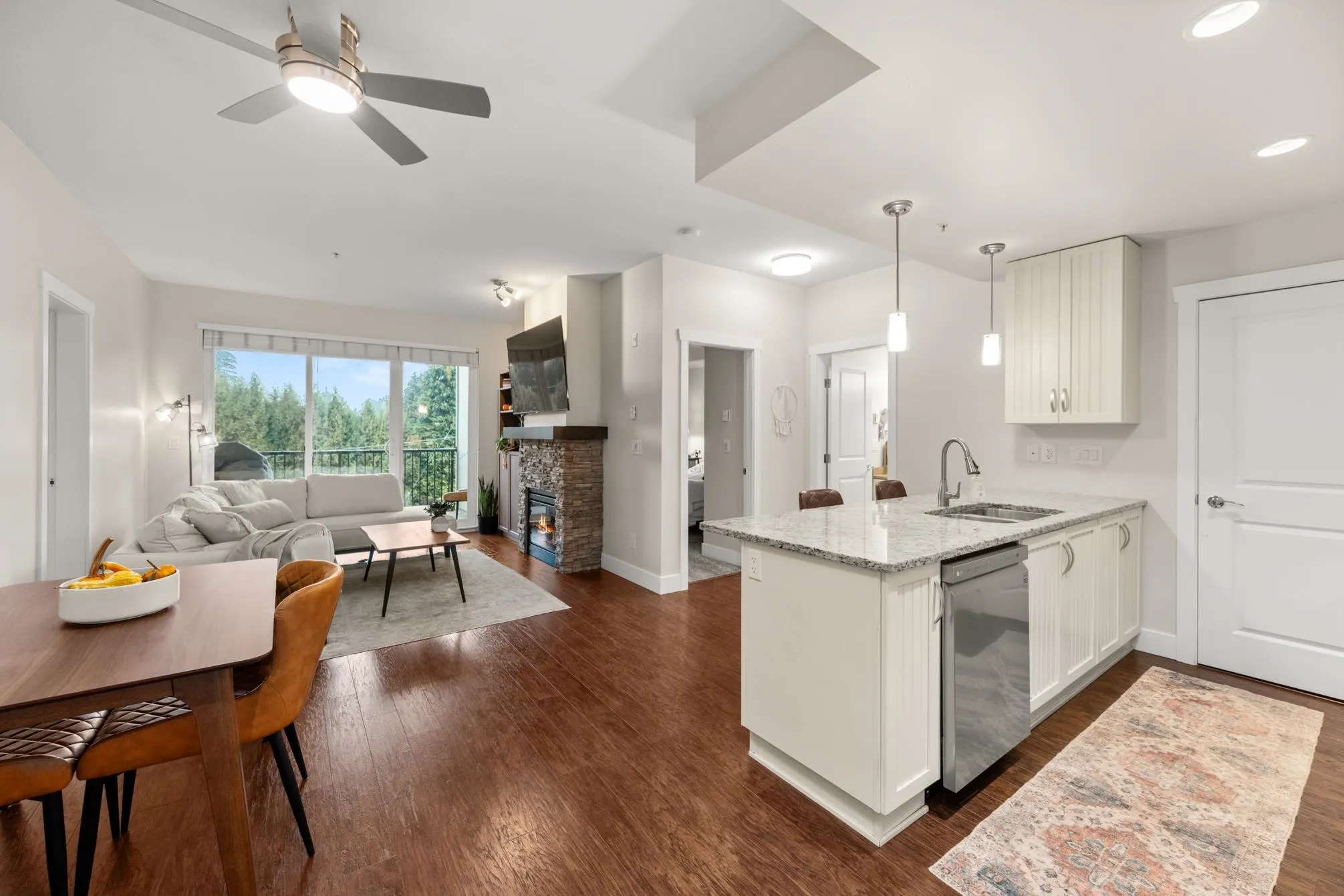 309 3192 Gladwin Road