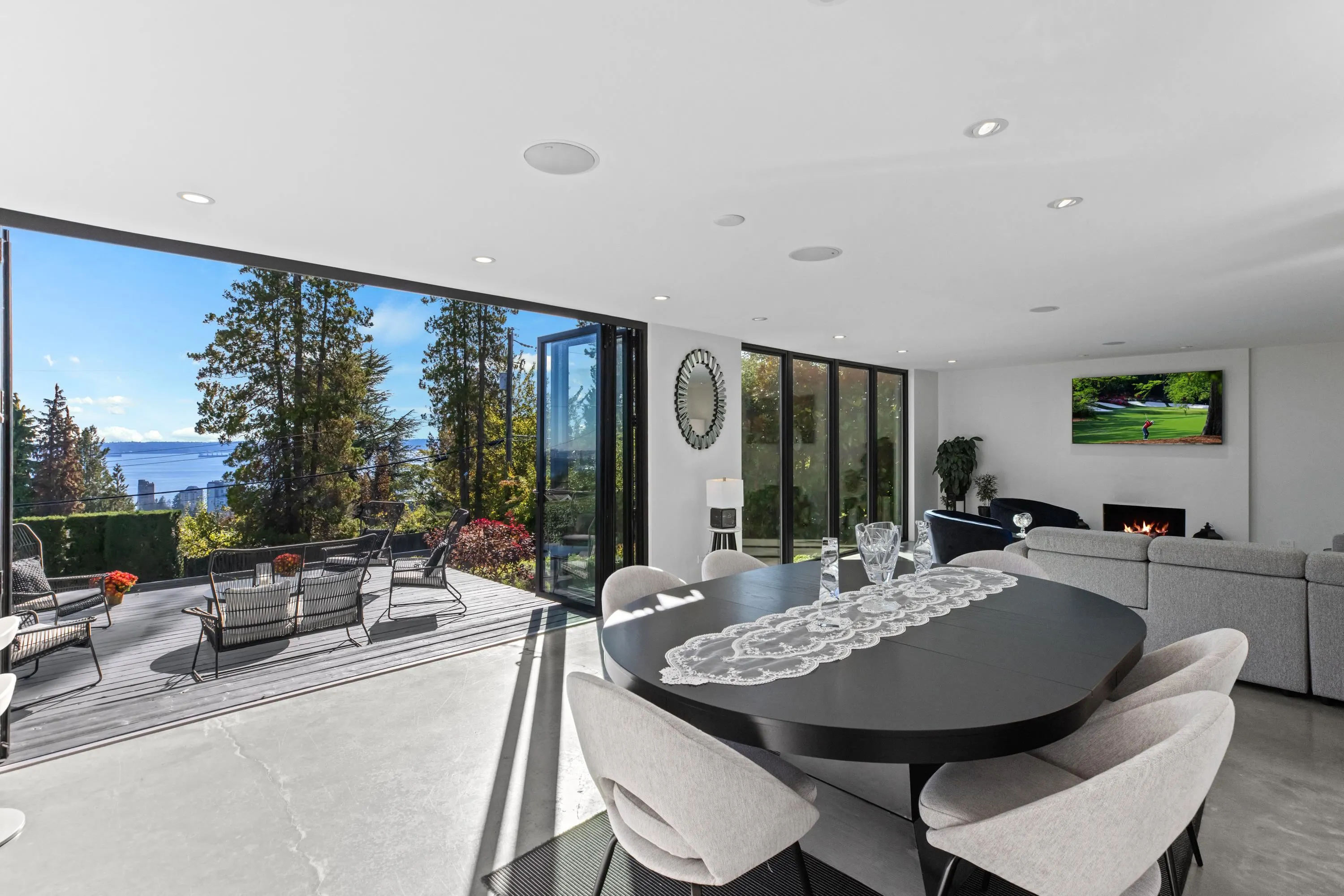 2234 Palmerston Avenue