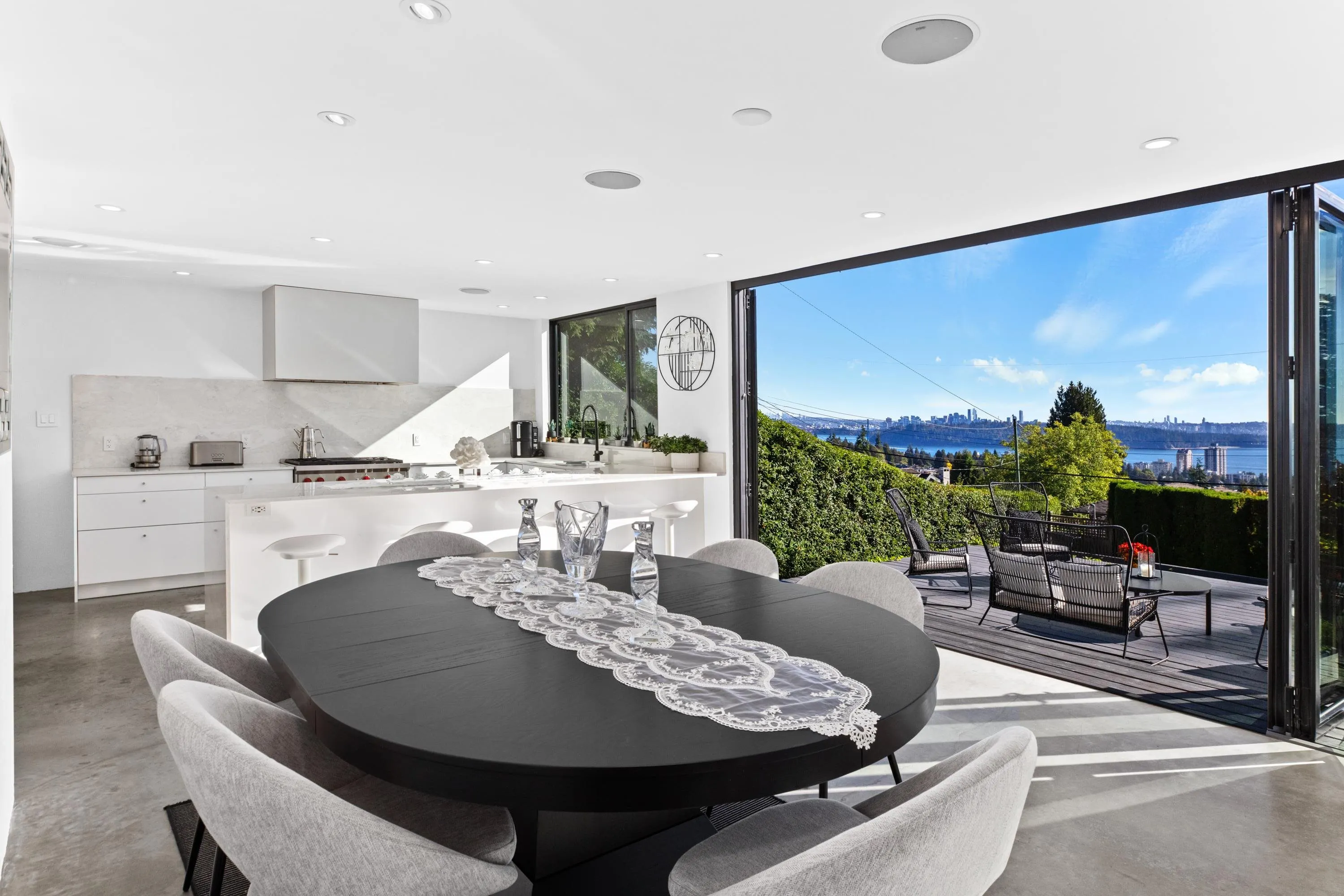 2234 Palmerston Avenue