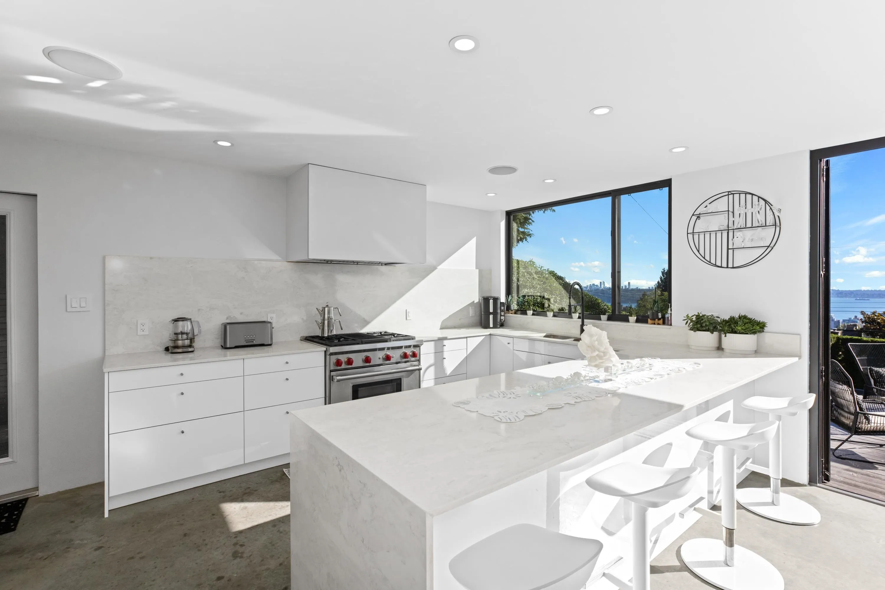 2234 Palmerston Avenue